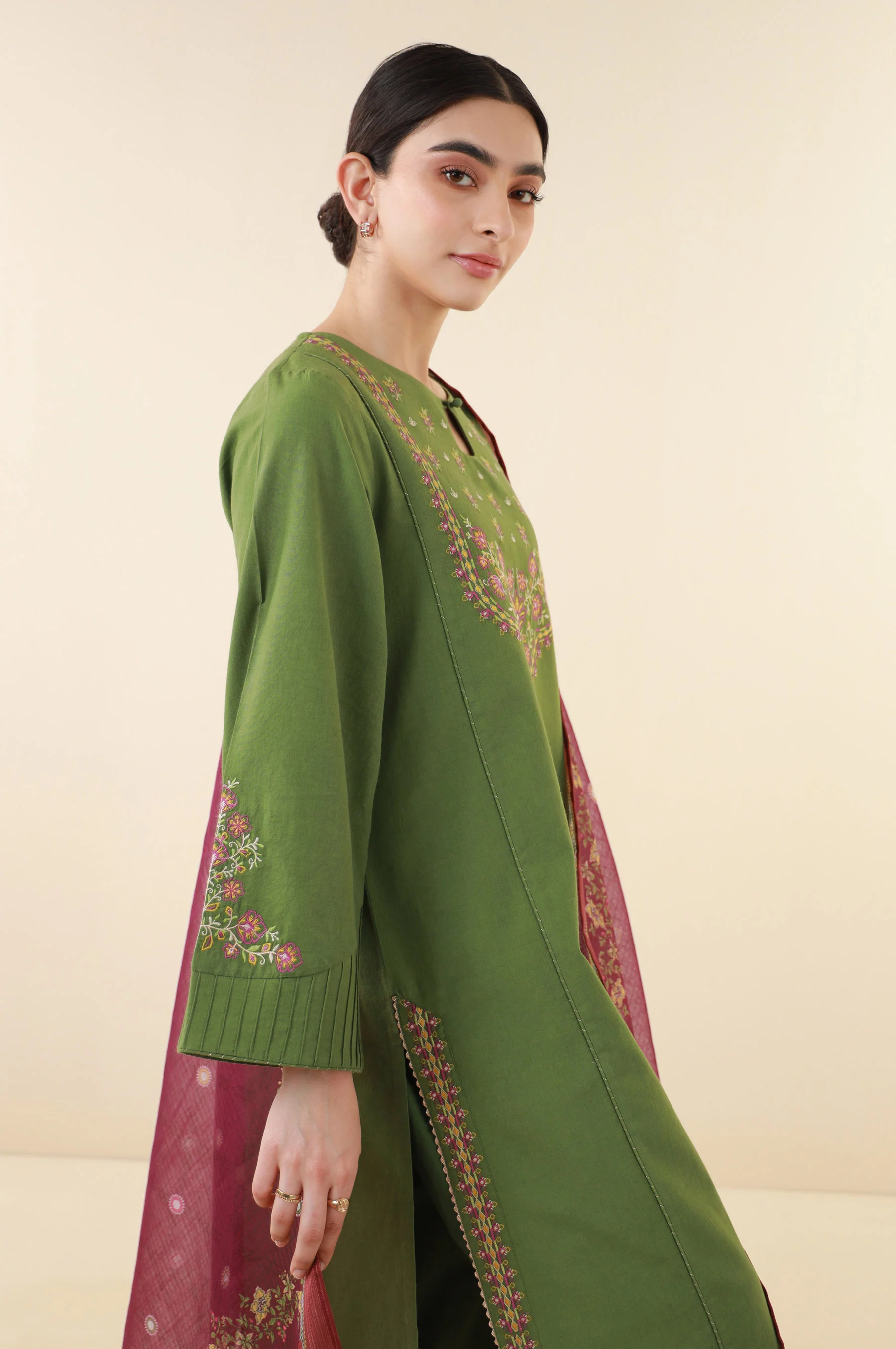 Unstitched 3 Piece Embroidered Lawn Suit - Image 2