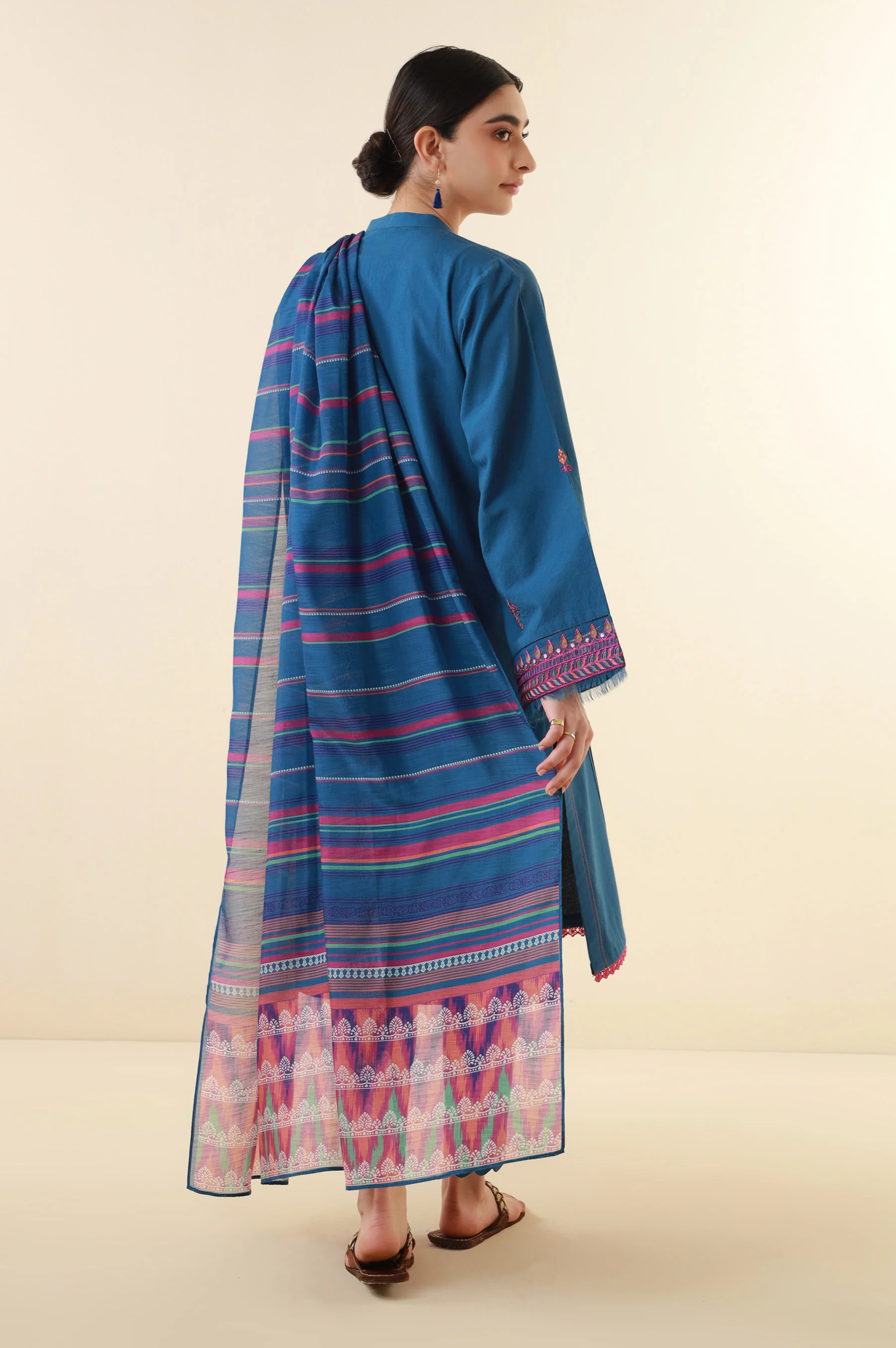 Unstitched 3 Piece Embroidered Lawn Suit - Image 6