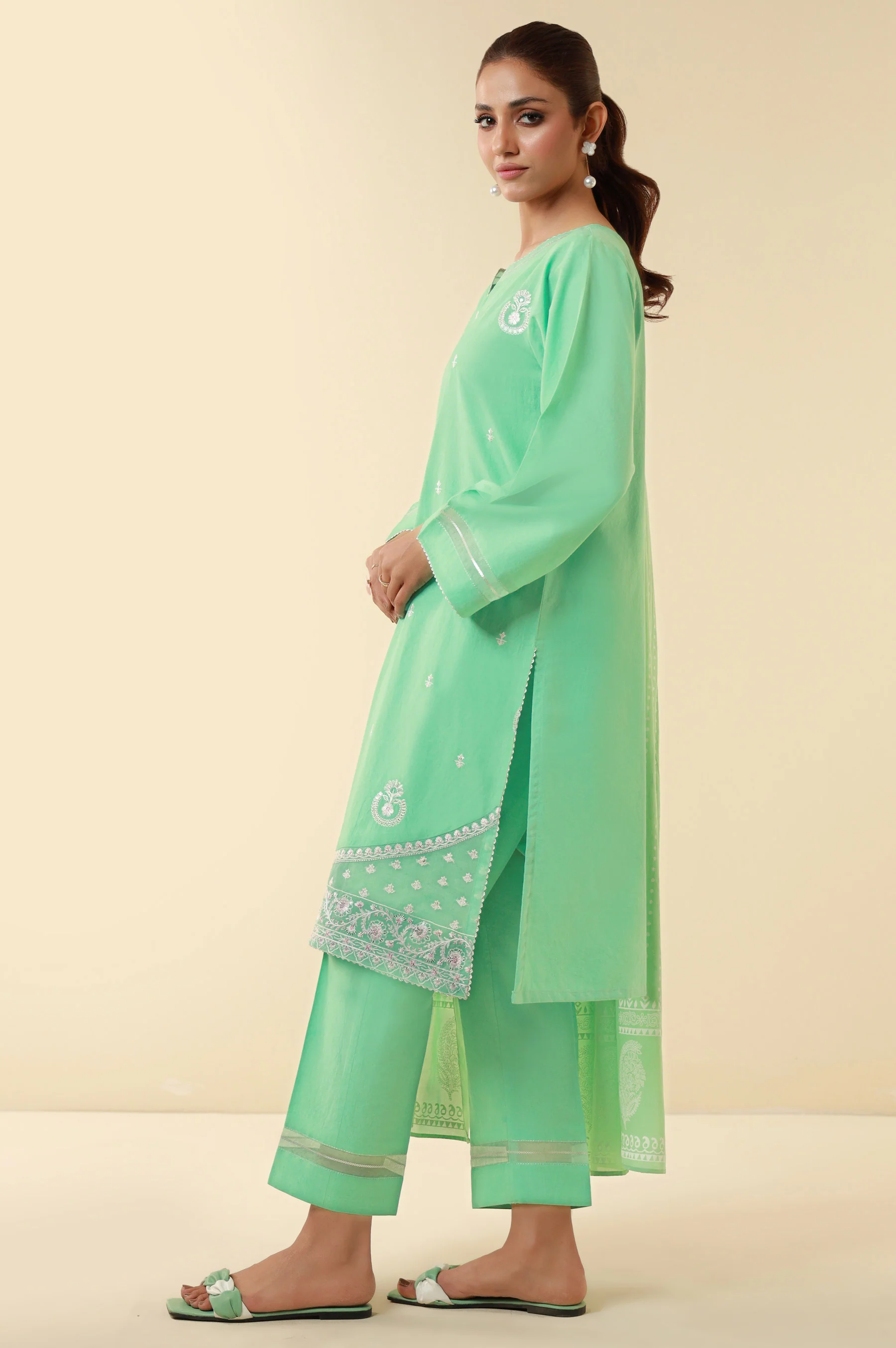 Unstitched 3 Piece Embroidered Lawn Suit - Image 2