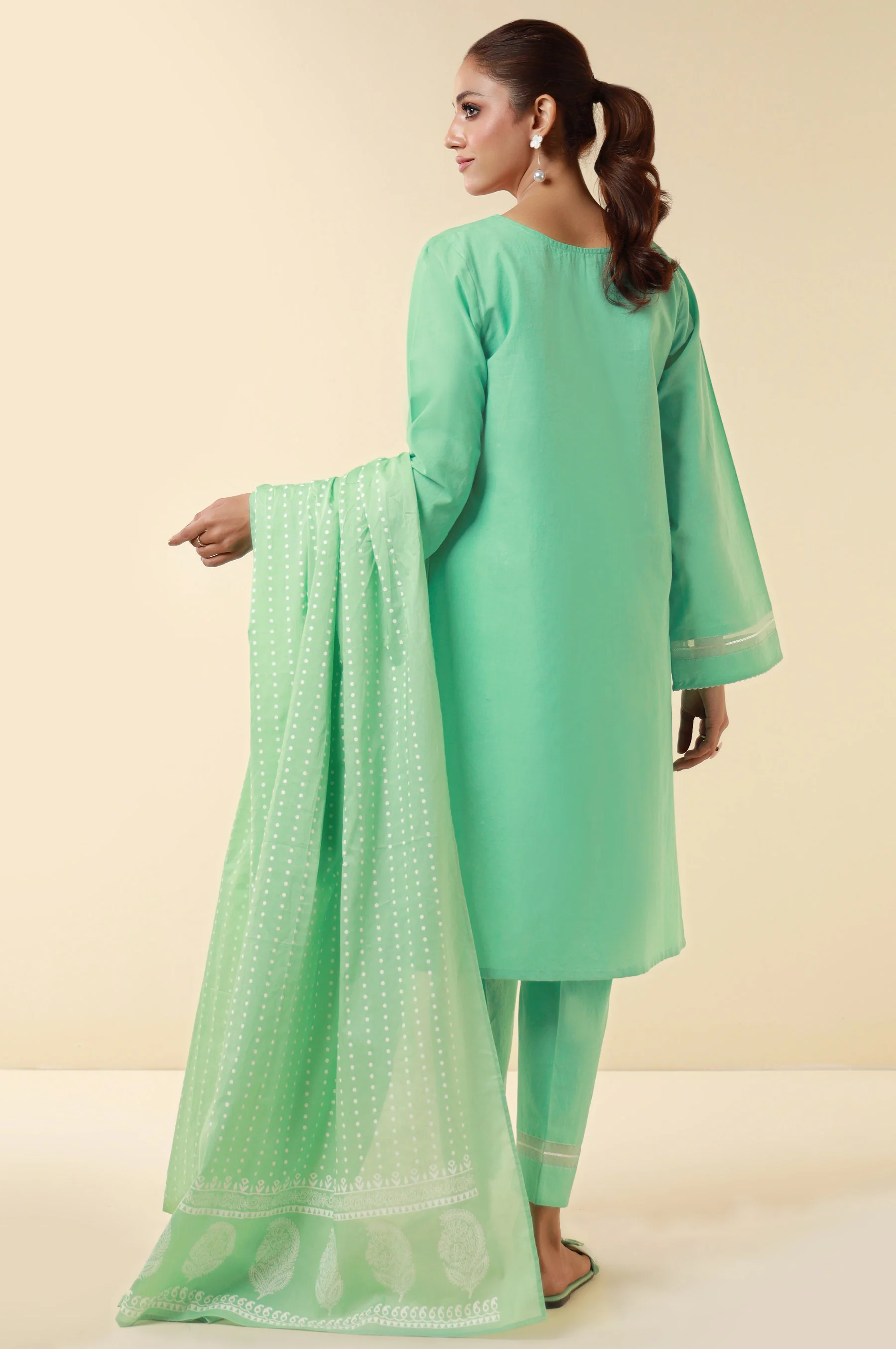 Unstitched 3 Piece Embroidered Lawn Suit - Image 3
