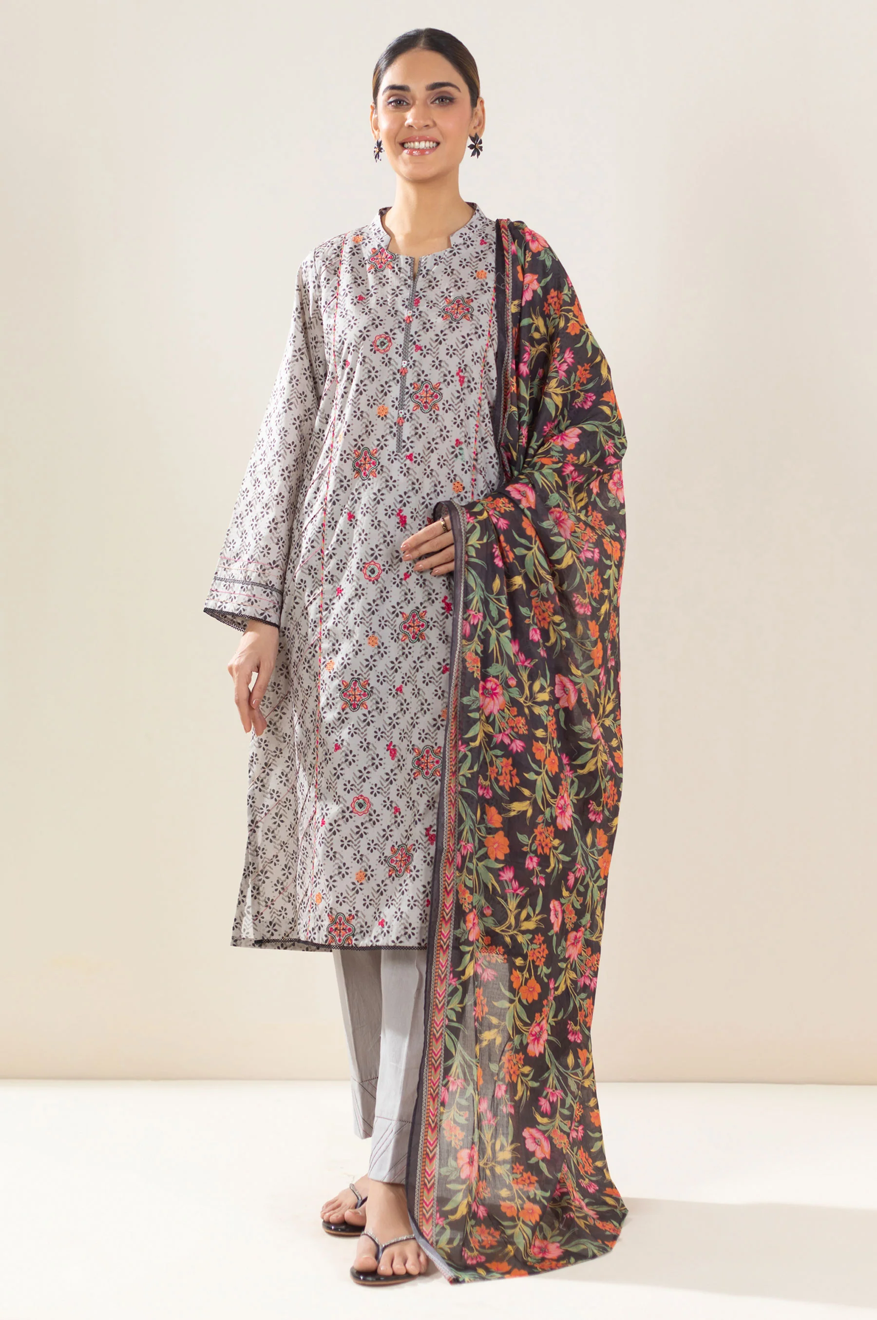 Unstitched 3 Piece Embroidered Lawn Suit