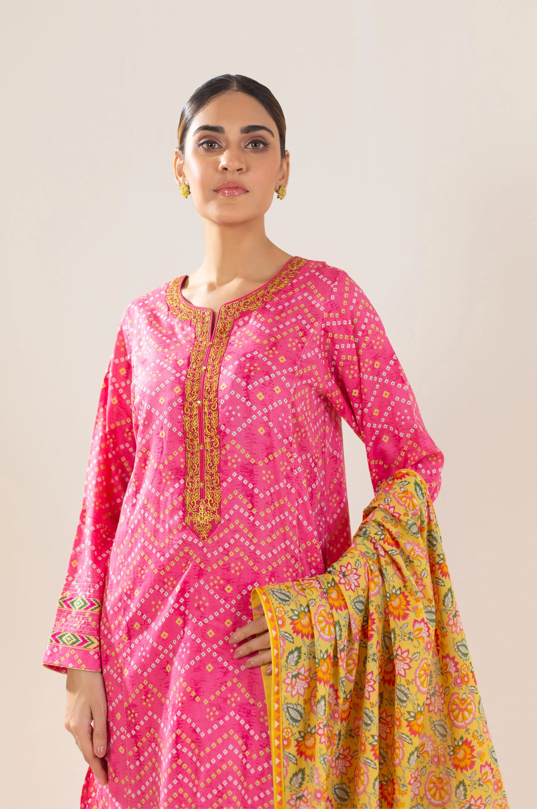 Unstitched 3 Piece Embroidered Lawn Suit - Image 4