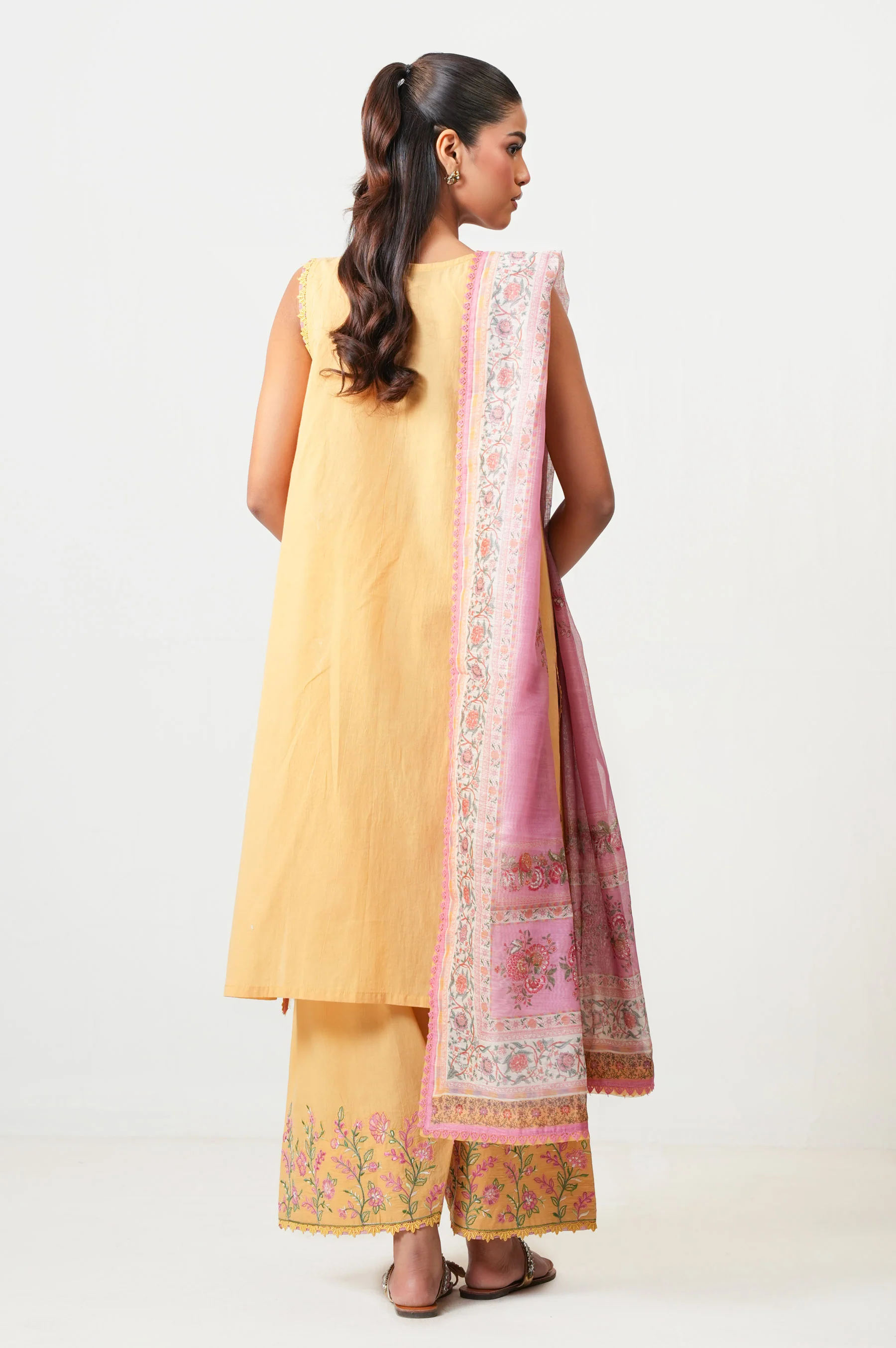 Unstitched 3 Piece Embroidered Luxury Lawn Suit - Image 5