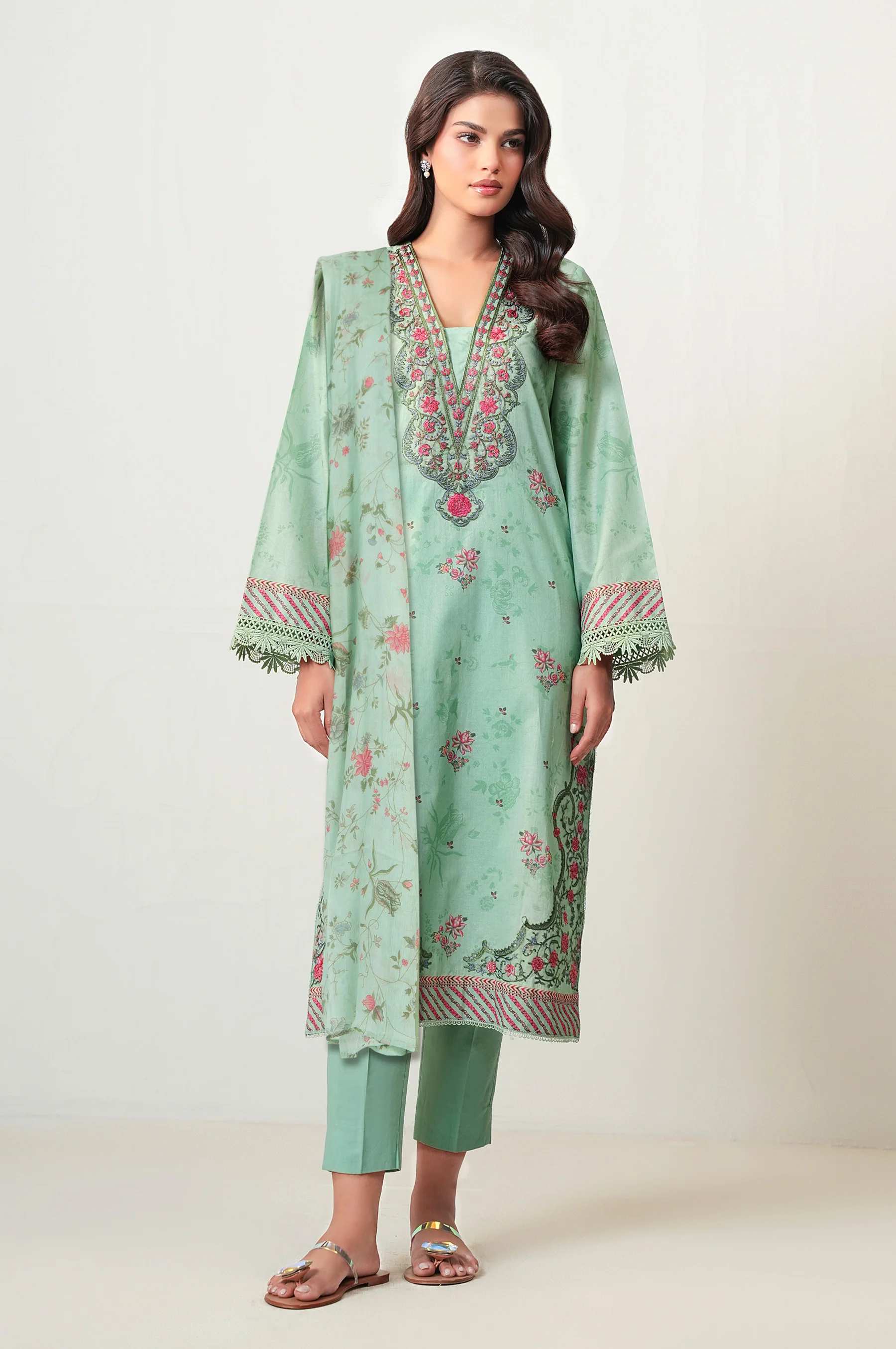 UNSTITCHED EMBROIDERED SUIT