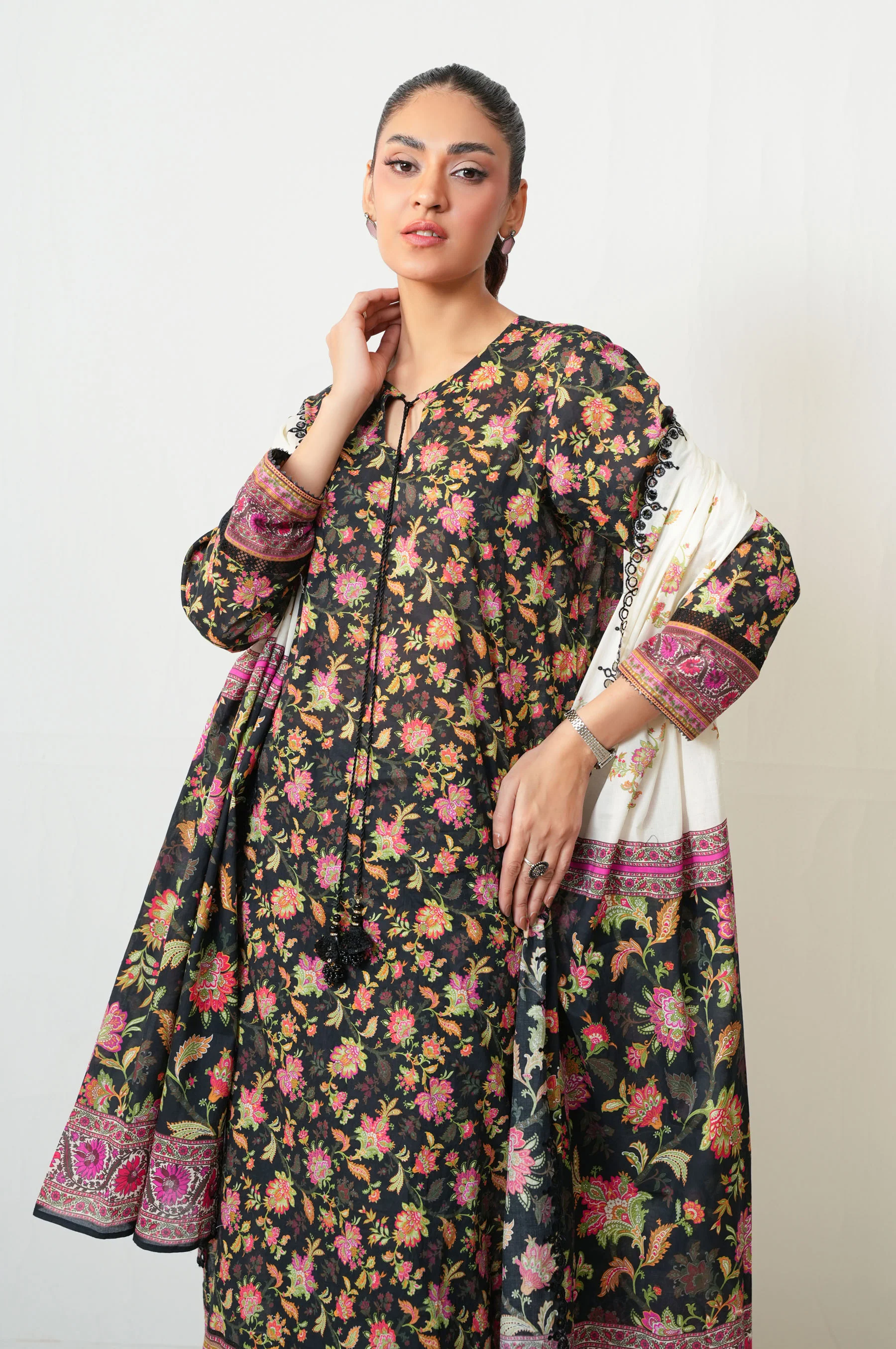 Unstitched 3 Piece Embroidered Lawn Suit - Image 6