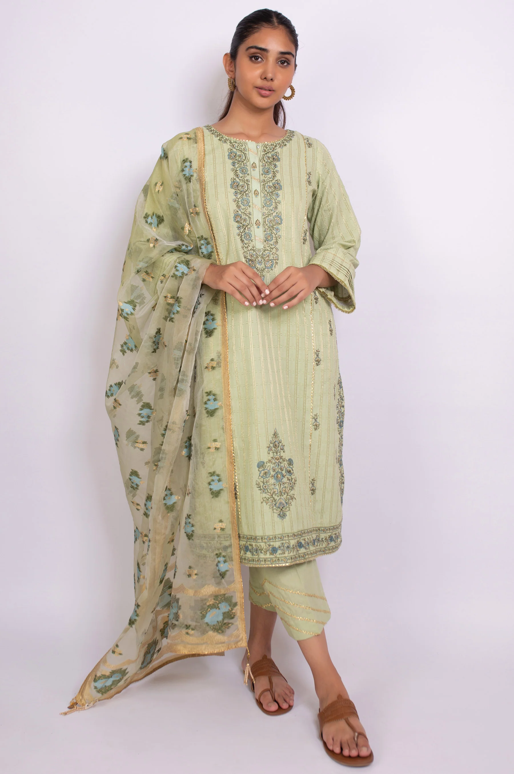 Unstitched 3 Piece Embroidered Maysuri Jacquard Suit