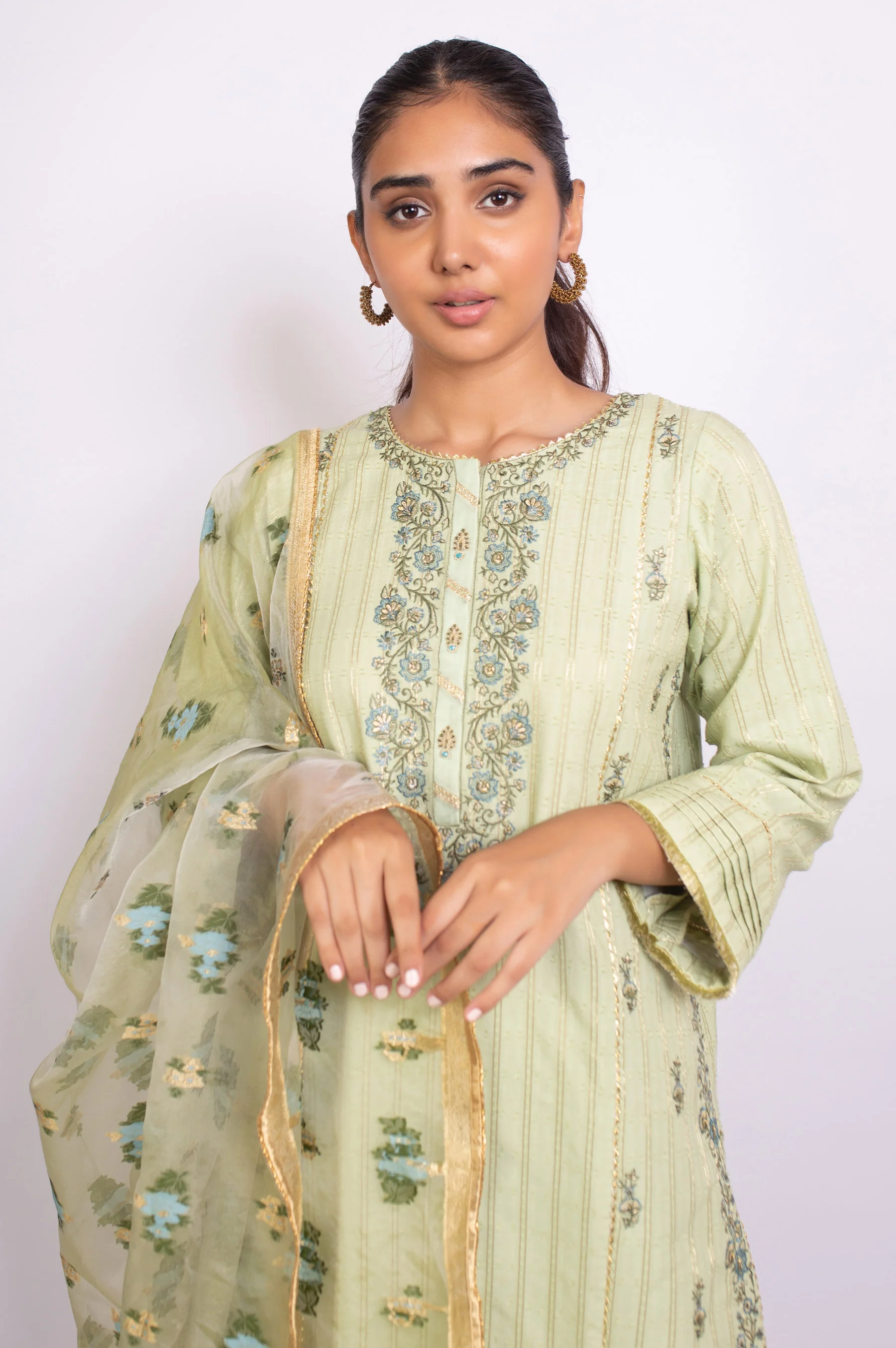 Unstitched 3 Piece Embroidered Maysuri Jacquard Suit - Image 3