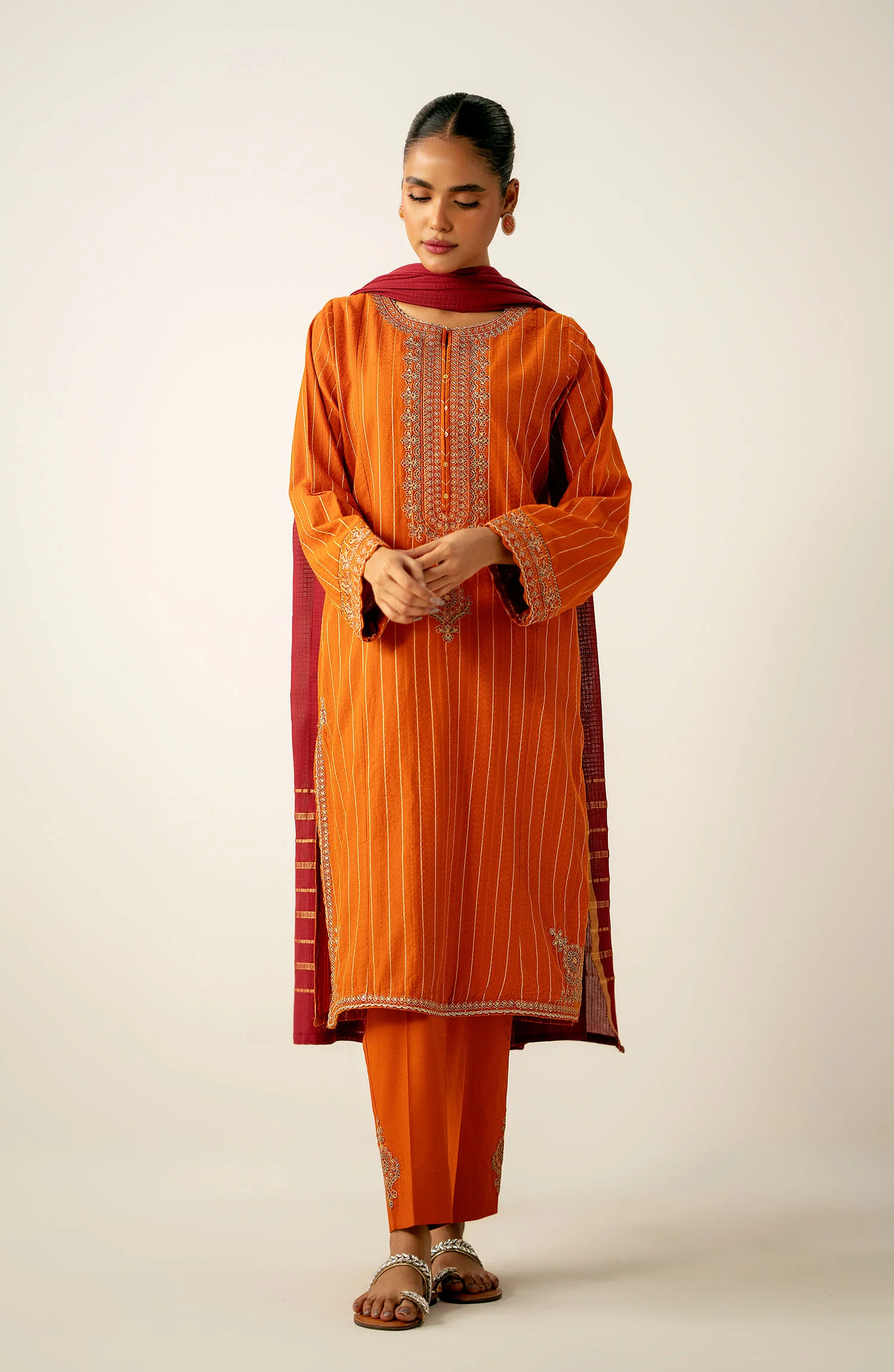 Unstitched 3 Piece Embroidered Mysuri Jacquard Shirt with Dyed Cotton Zari Dupatta - Image 4