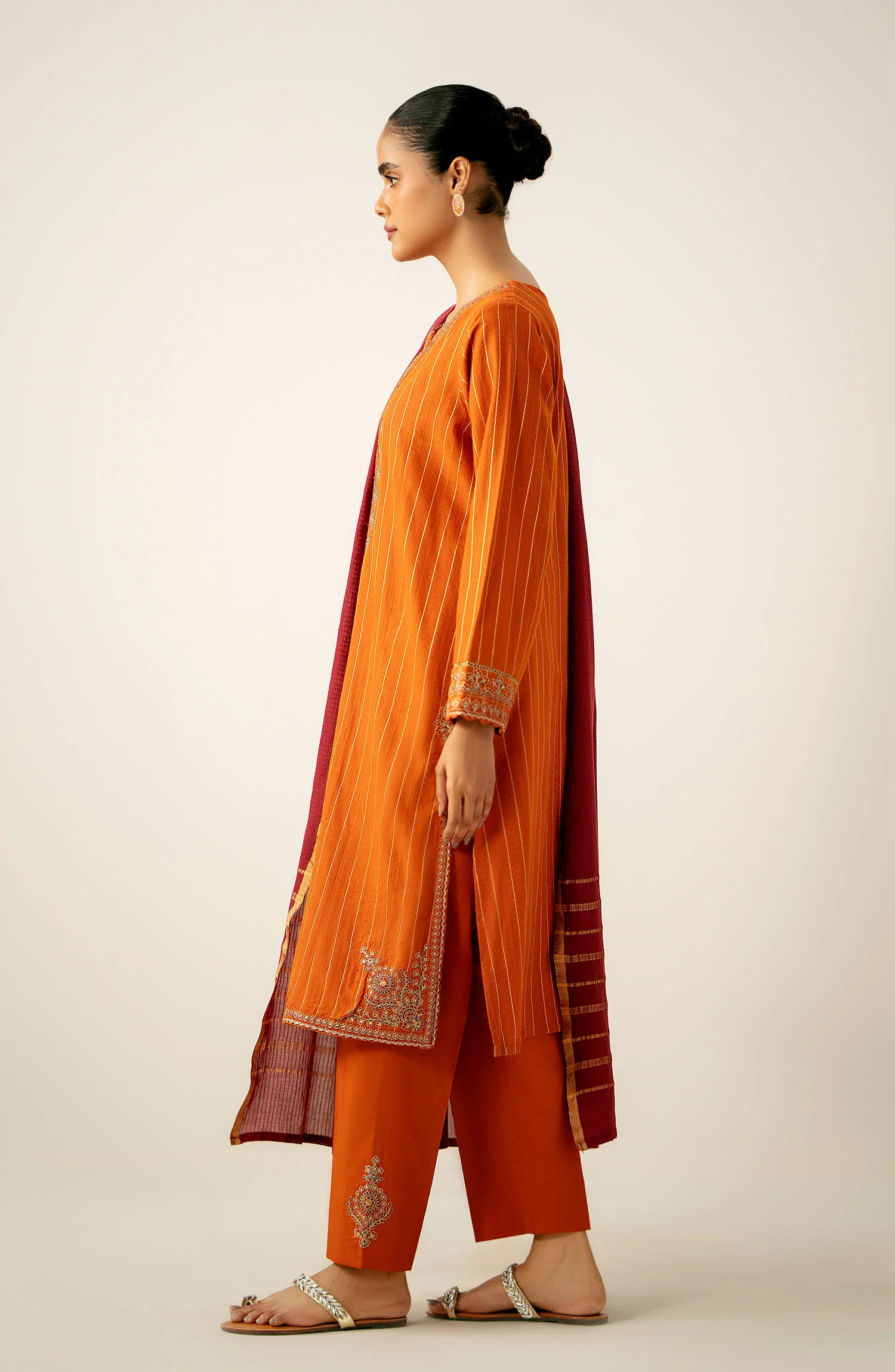 Unstitched 3 Piece Embroidered Mysuri Jacquard Shirt with Dyed Cotton Zari Dupatta - Image 5