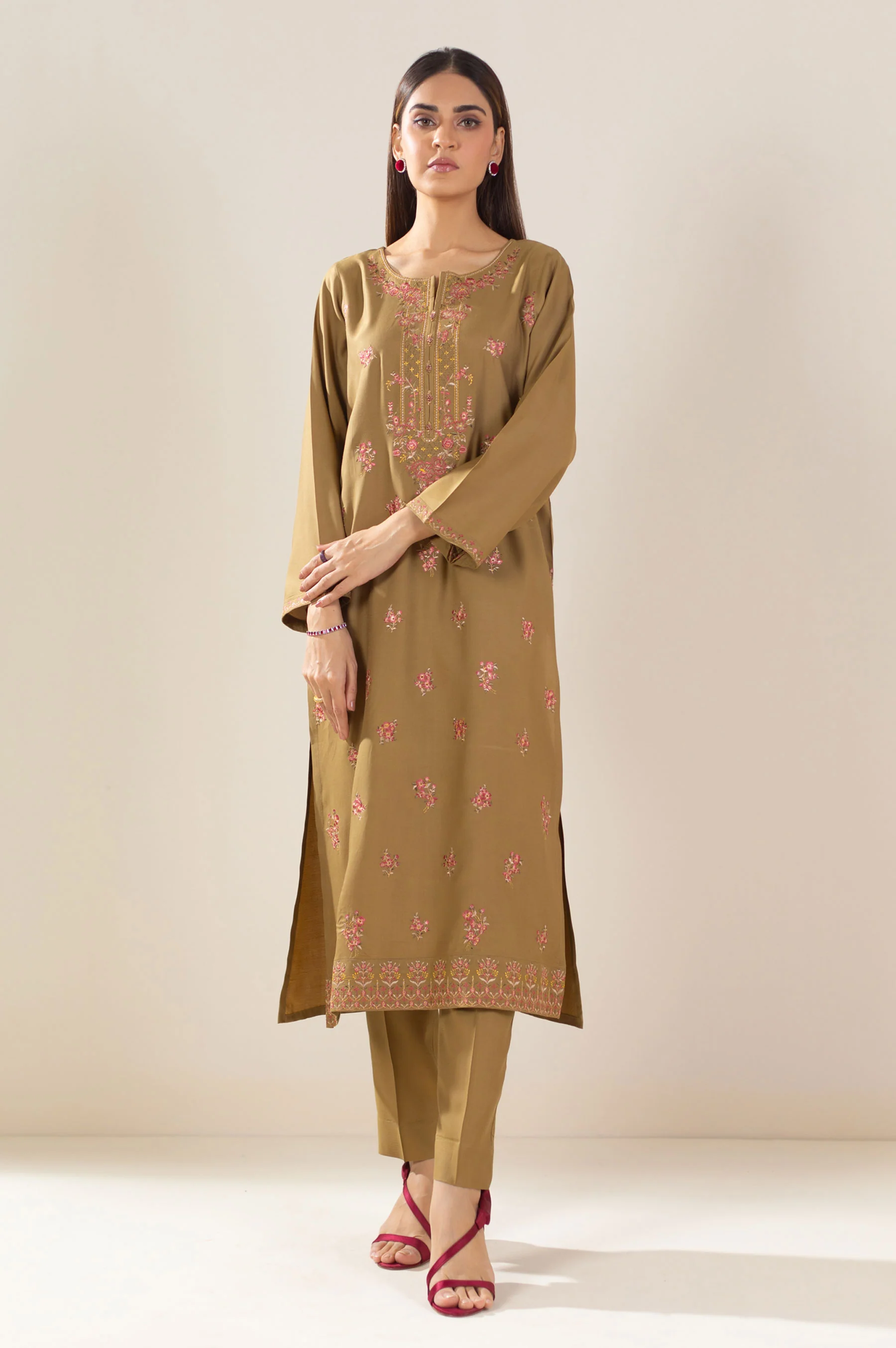 Unstitched 3 Piece Embroidered Oak Silk Suit - Image 6
