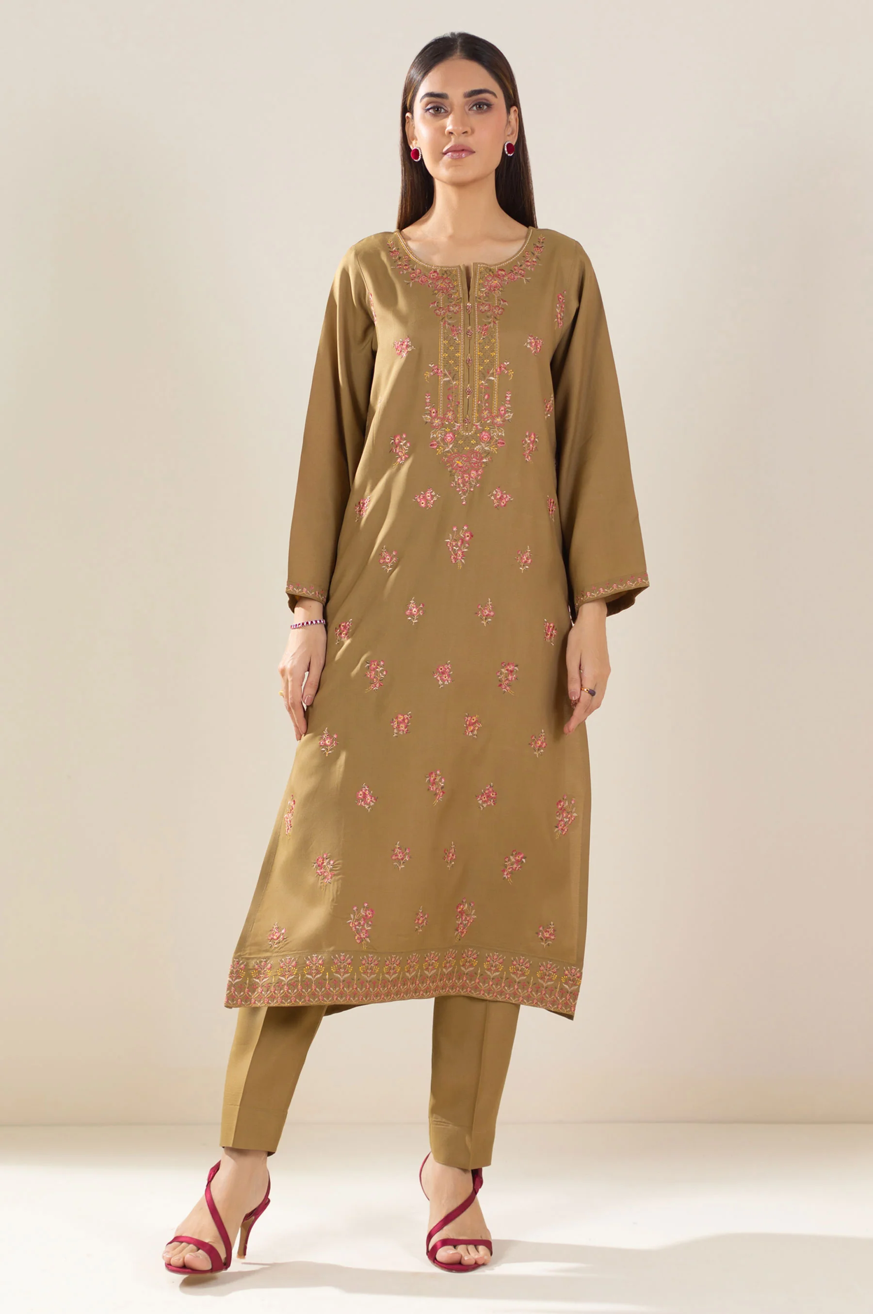 Unstitched 3 Piece Embroidered Oak Silk Suit - Image 7