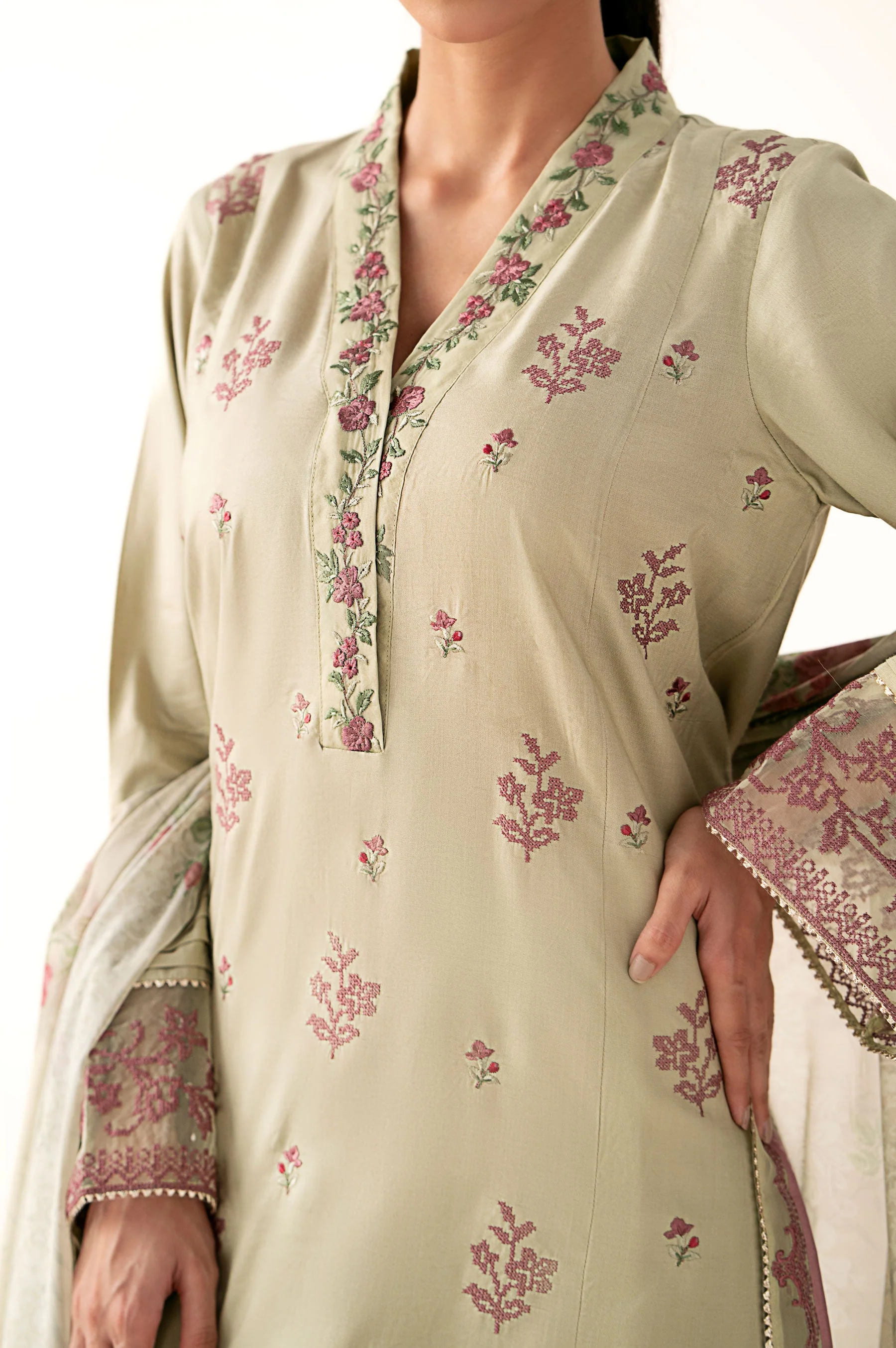 Unstitched 3 Piece Embroidered Oak Silk Suit - Image 6