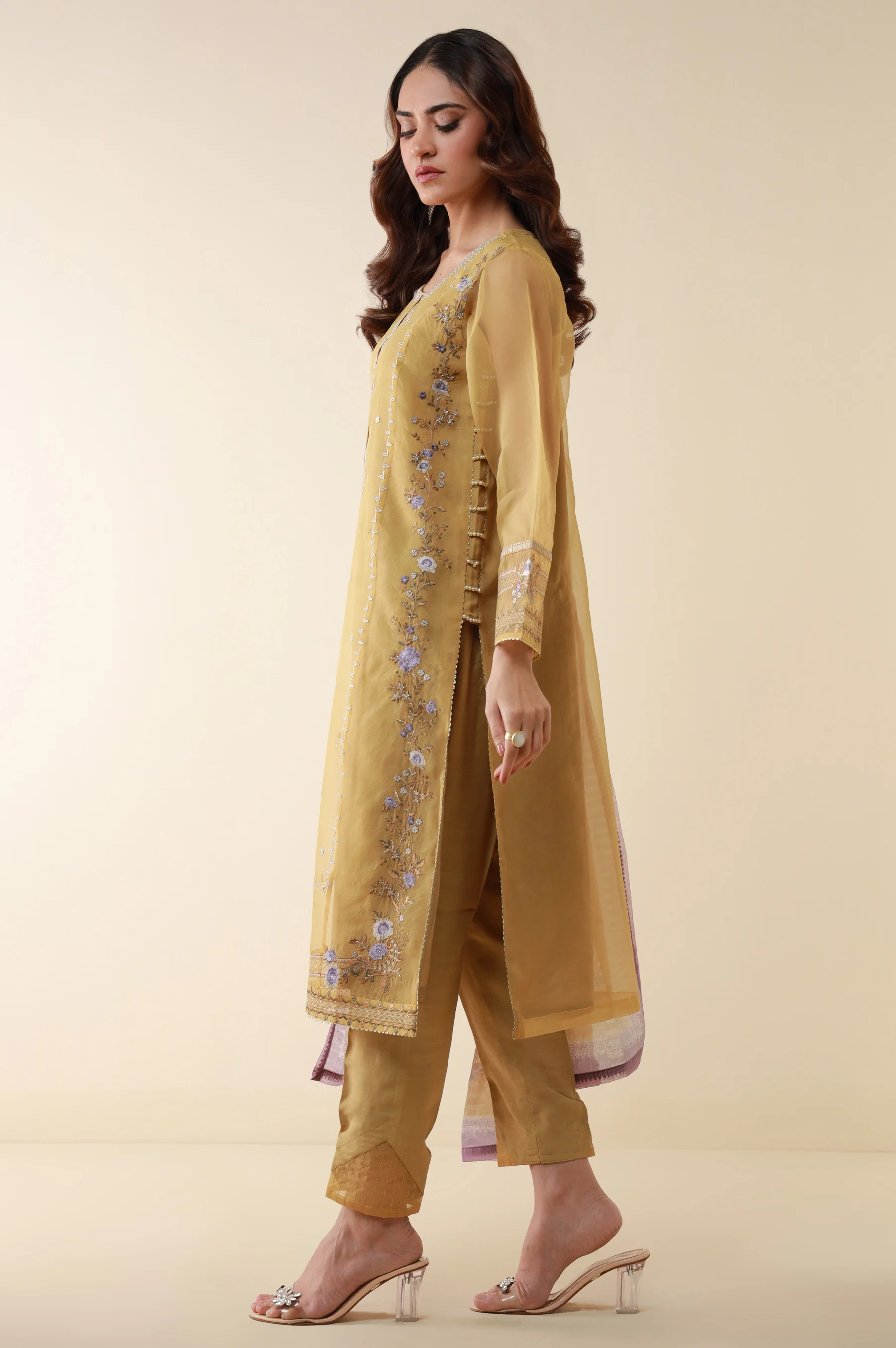 Unstitched 3 Piece Embroidered Organza Shirt Printed Silk Dupatta - Image 4