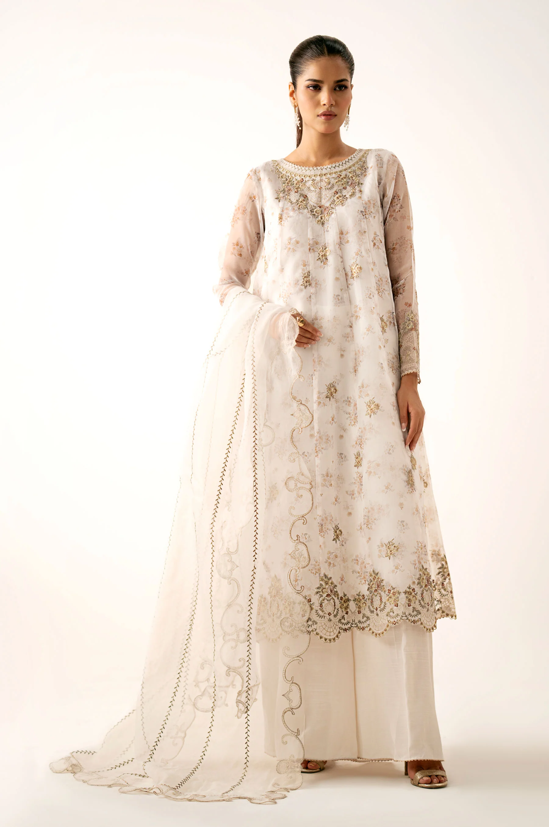 Unstitched 3 Piece Embroidered Organza Suit - Image 3