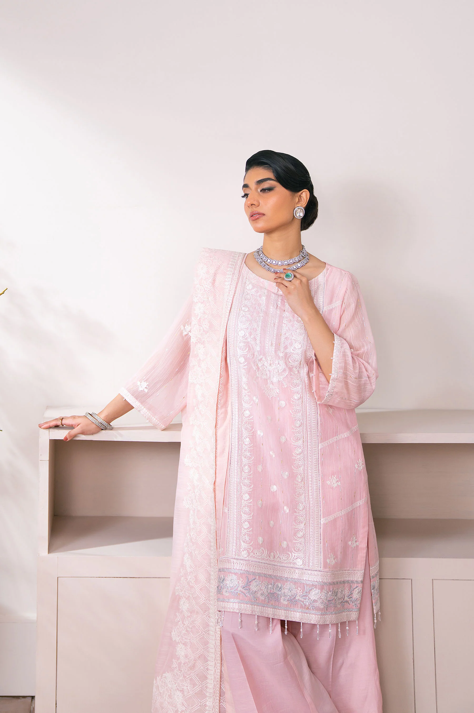 UNSTITCHED EMBROIDERED SUIT - Image 7