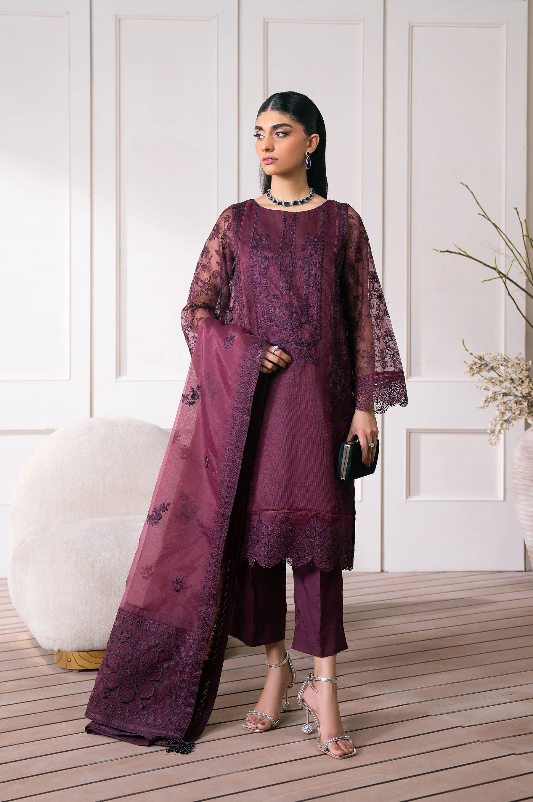 UNSTITCHED EMBROIDERED SUIT (FACTORY E-OUTLET)