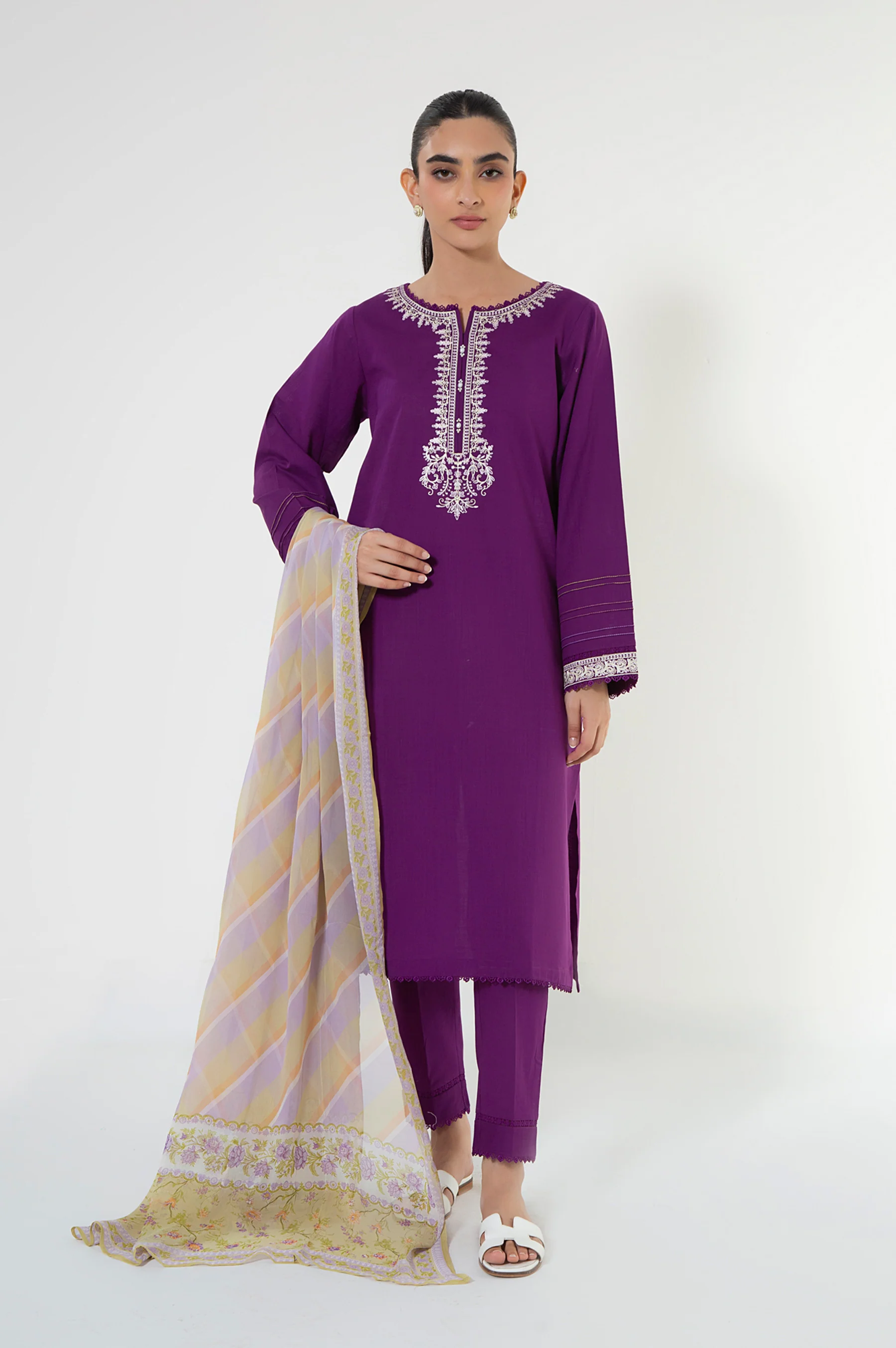 Unstitched 3 Piece Embroidered Slub Suit