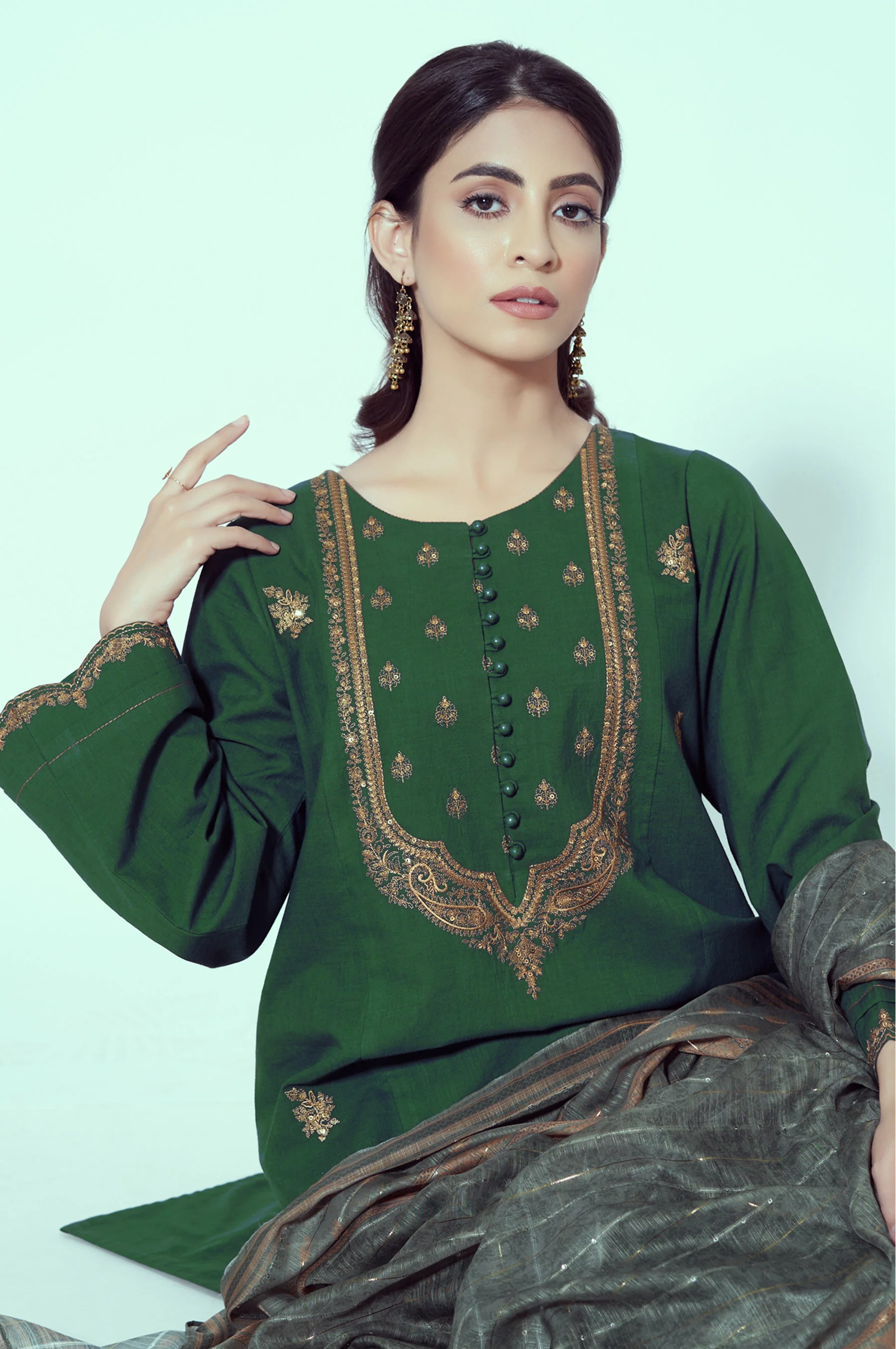 Unstitched 3 Piece Embroidered Textured Slub Suit - Image 5