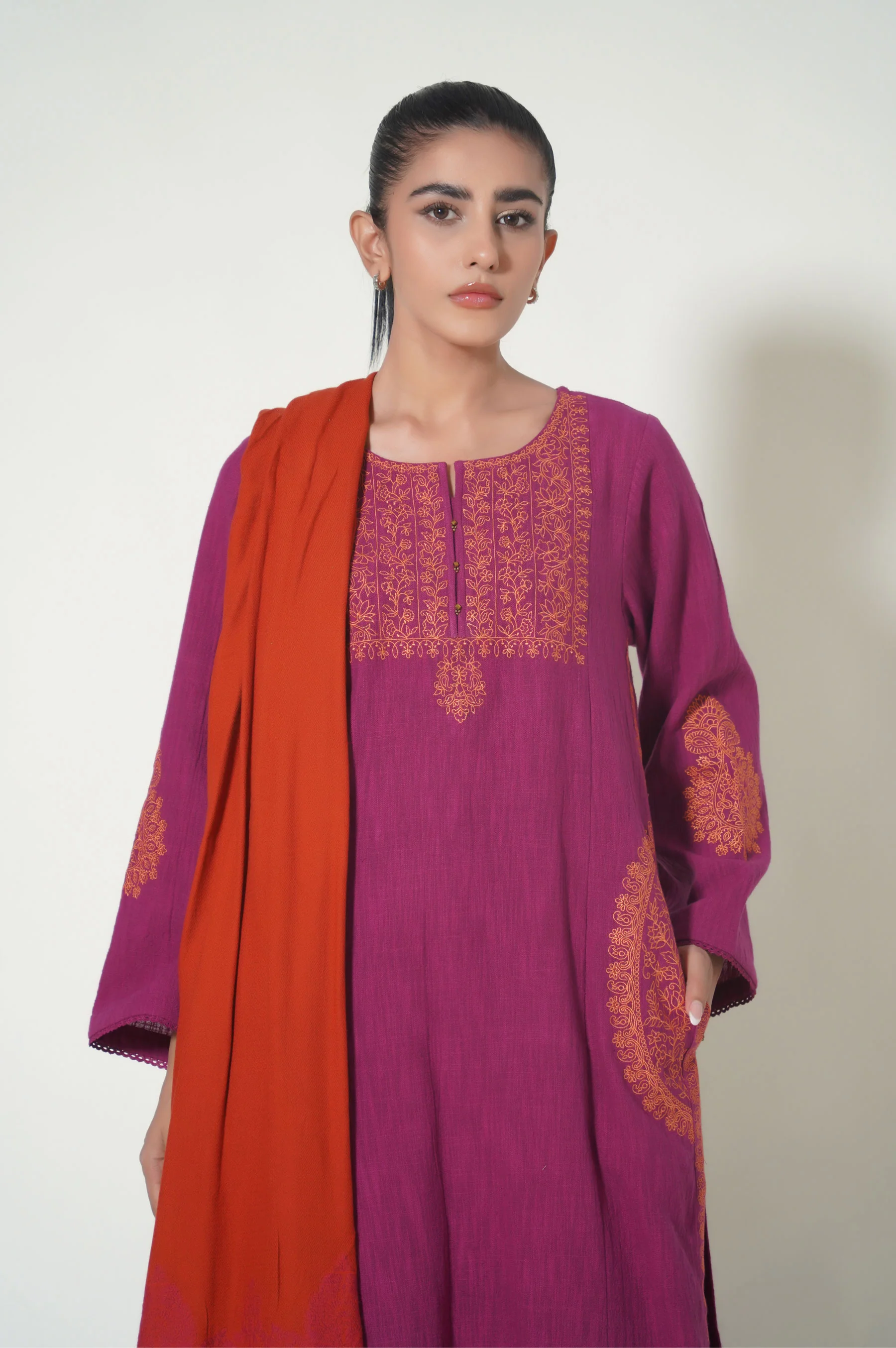 Unstitched 3 Piece Embroidered Thai Khaddar Suit - Image 2