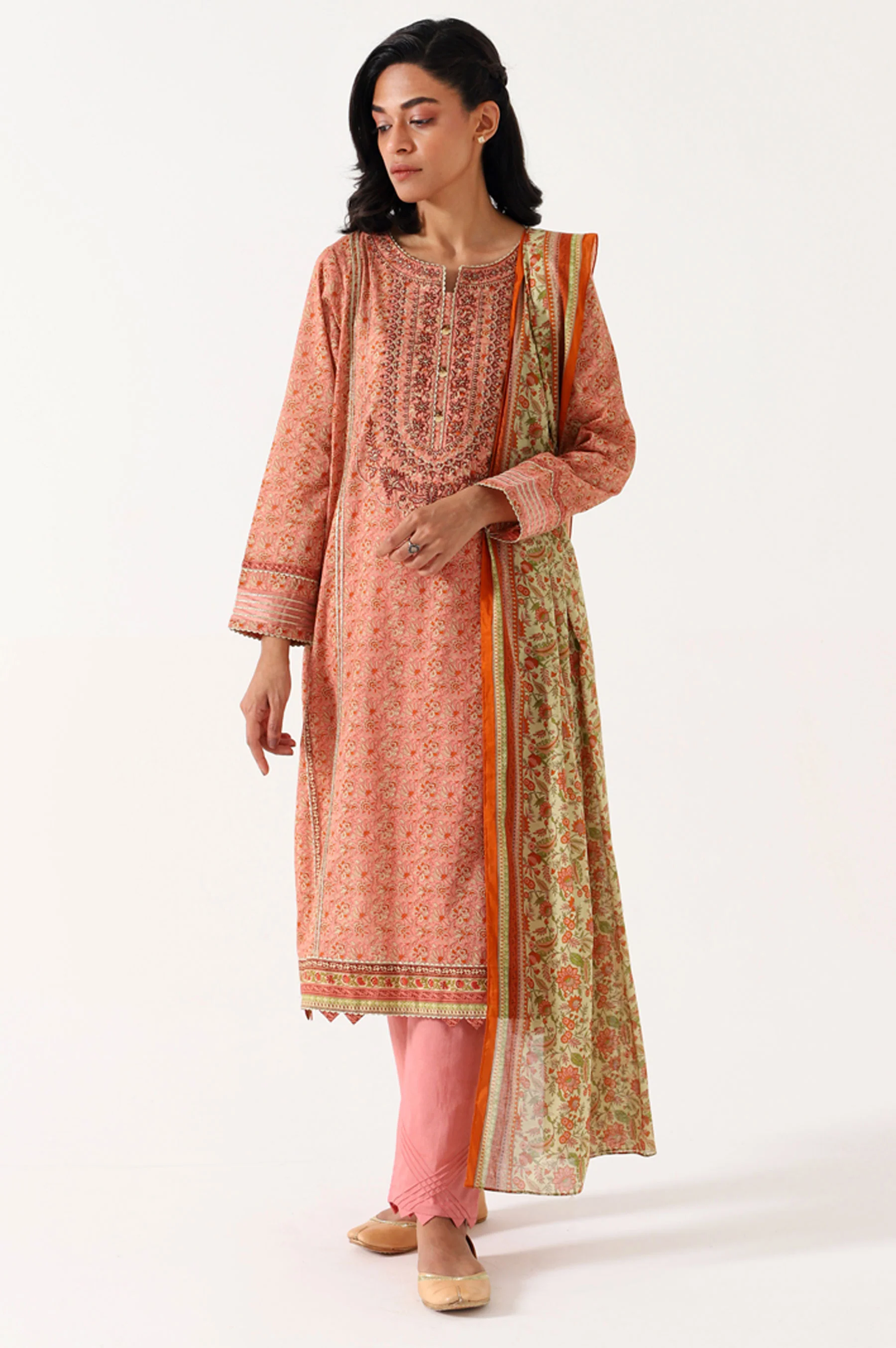 Unstitched 3 Piece Emroidered Lawn Suit