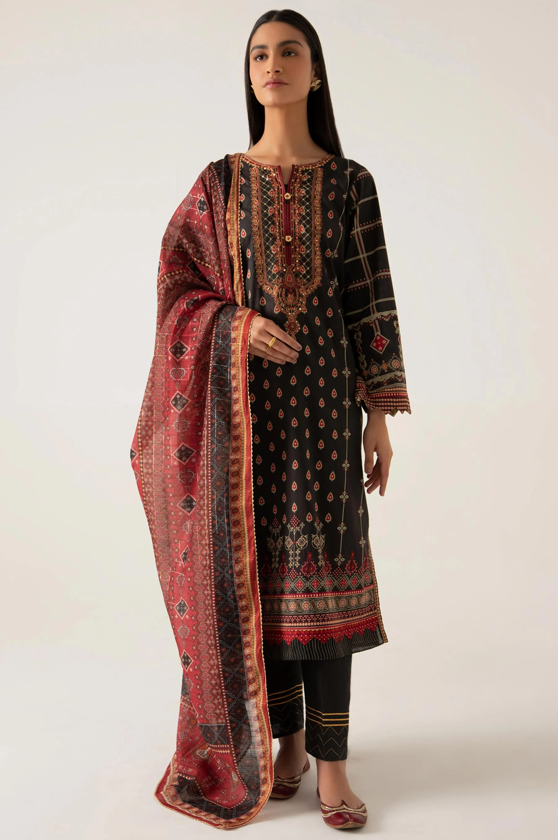 Unstitched 3 Piece Emroidered Lawn with Zari Organza Suit