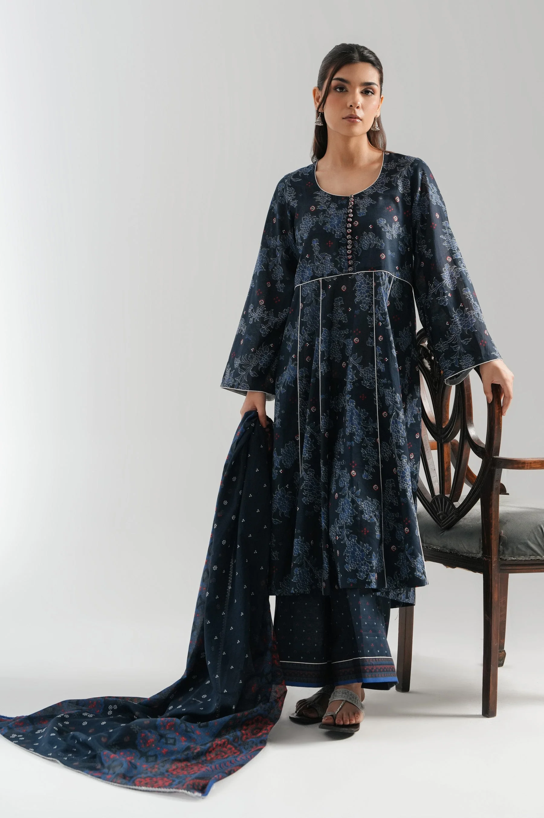 UNSTITCHED PRINTED SUIT (FACTORY E-OUTLET) - Image 3