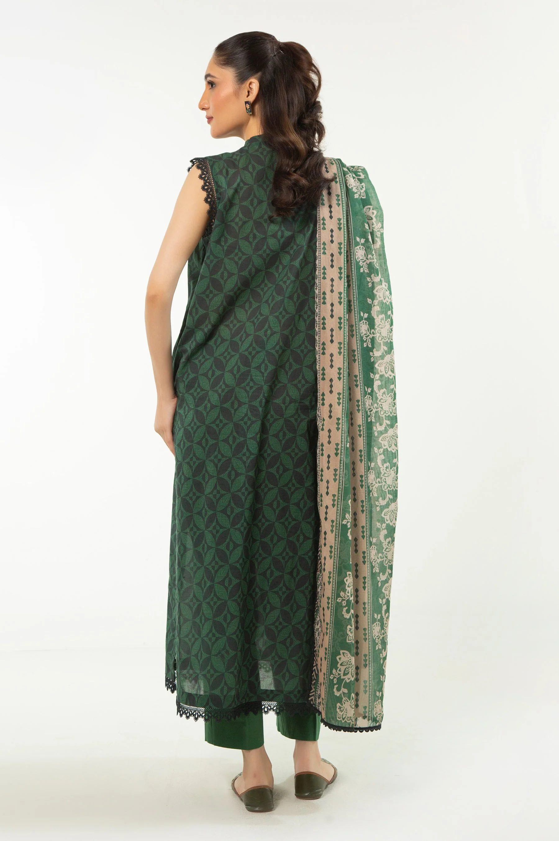 UNSTITCHED PRINTED LAWN 3 PIECE SUIT - Image 4