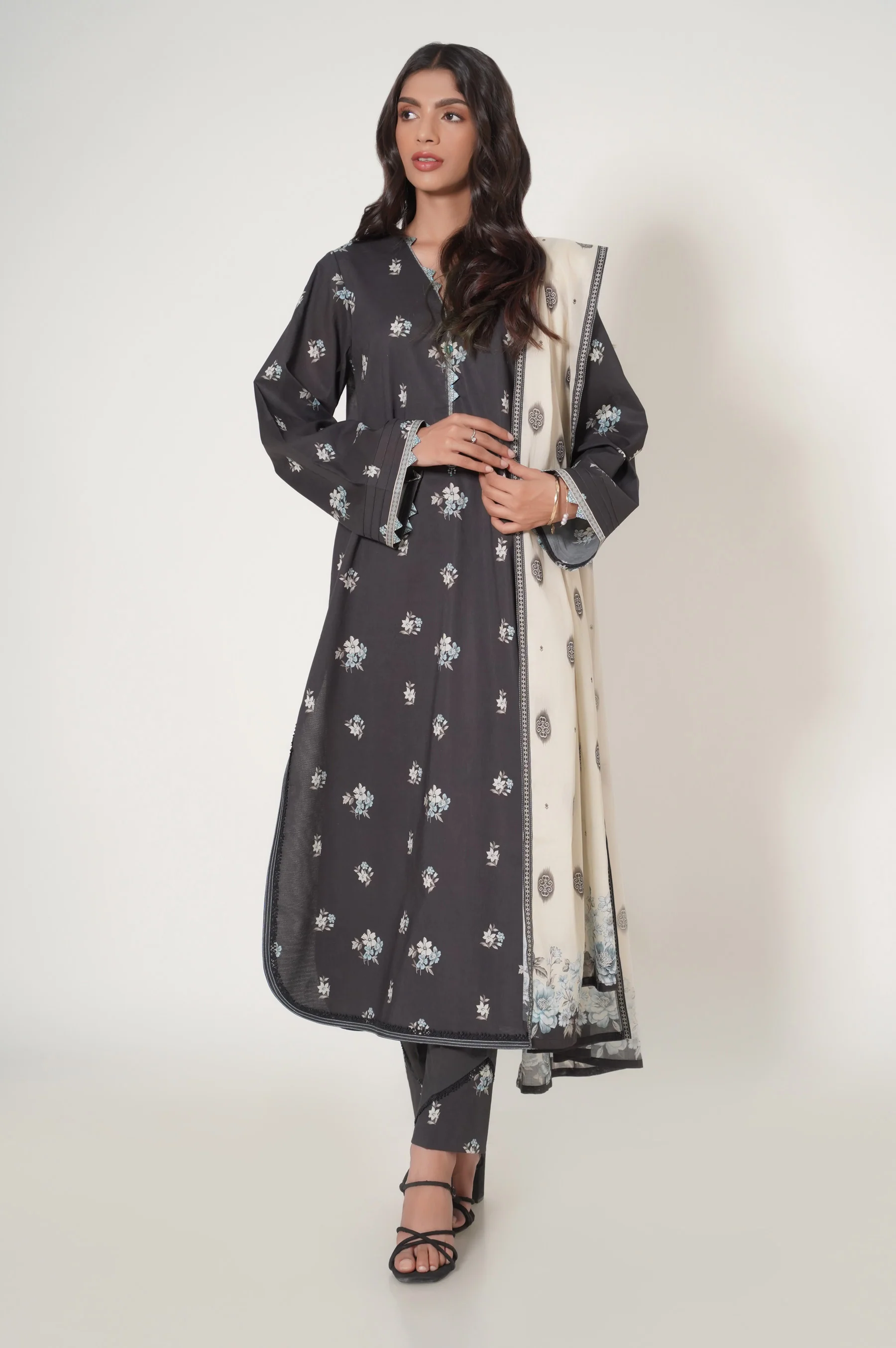 Unstitched 3 Piece Printed Cambric Suit - Image 2