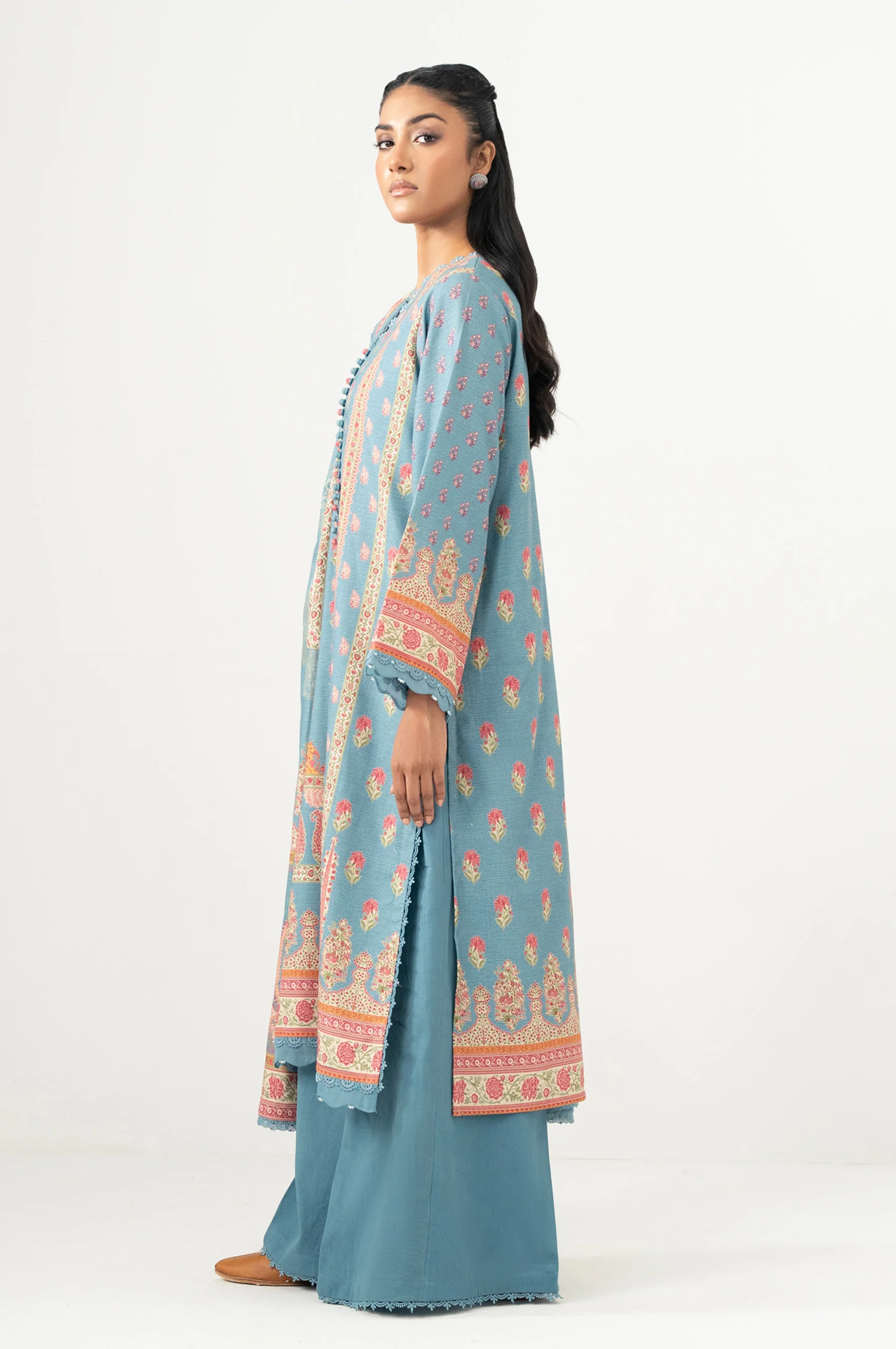 UNSTITCHED 3 PIECE PRINTED SUIT - Image 5