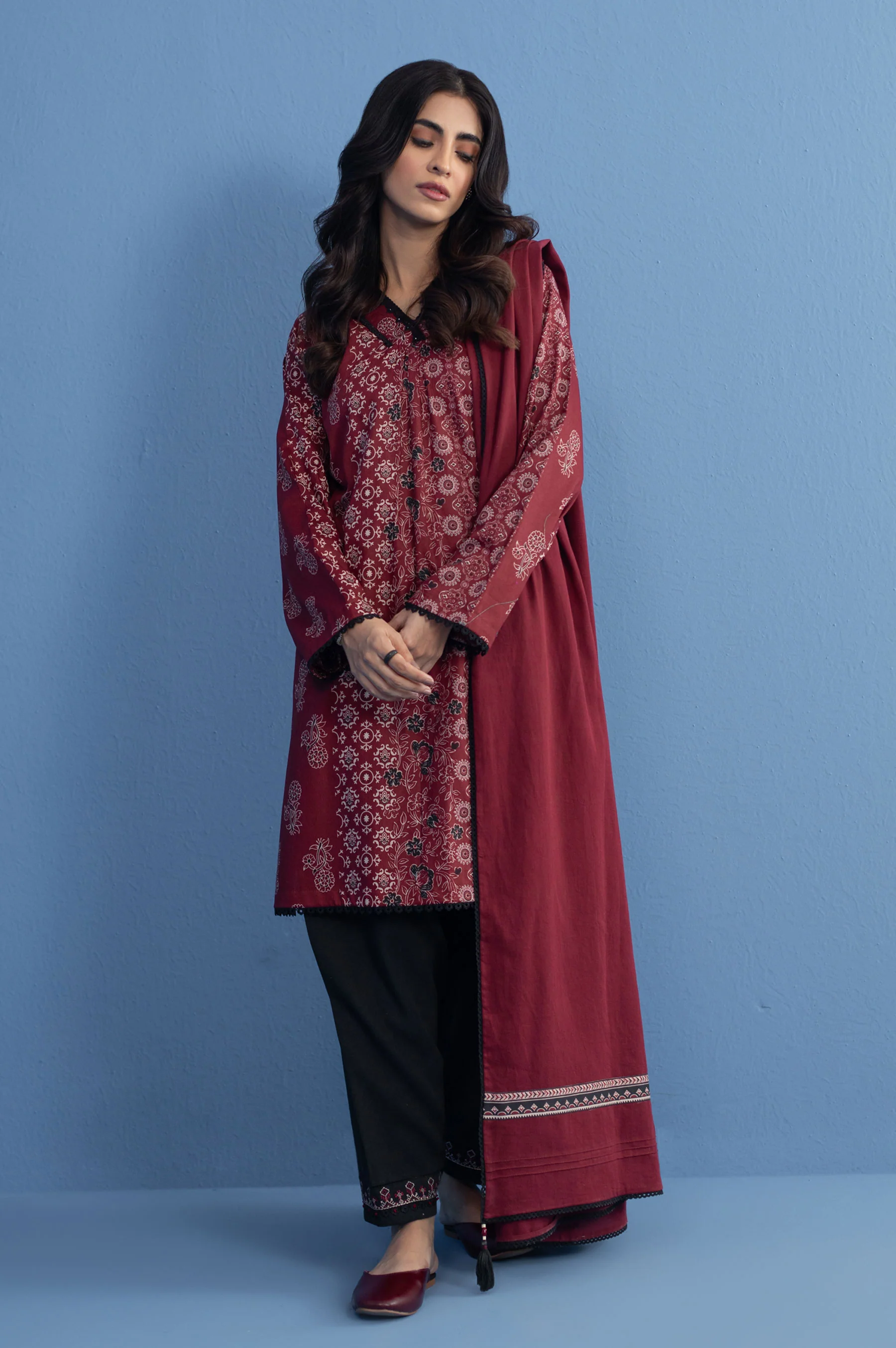 Unstitched 3 Piece Printed Cottel Suit - Image 2