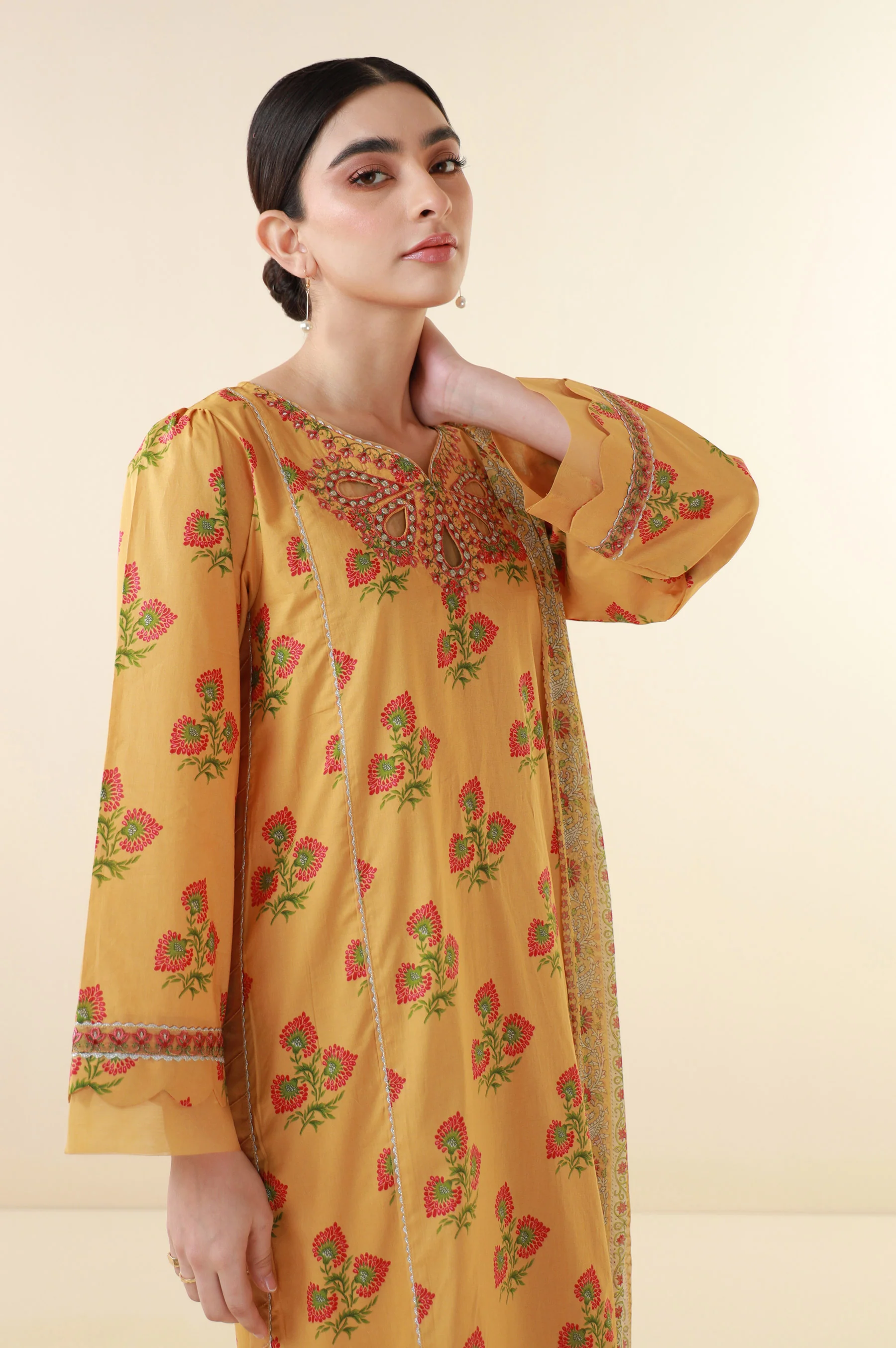 Unstitched 3 Piece Printed Lawn Suit - Image 2