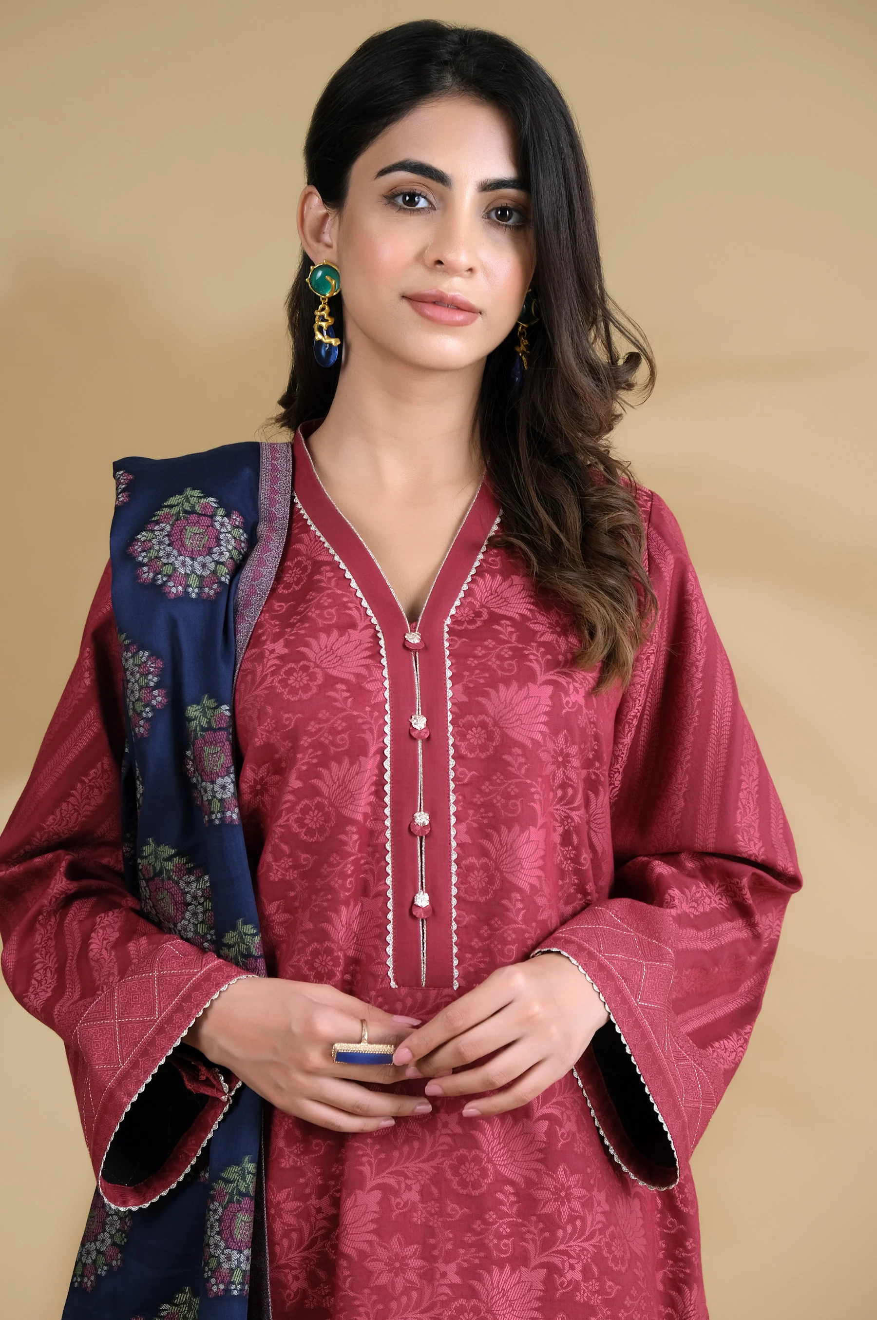 Unstitched 3 Piece Dyed Jacquard Suit - Image 5