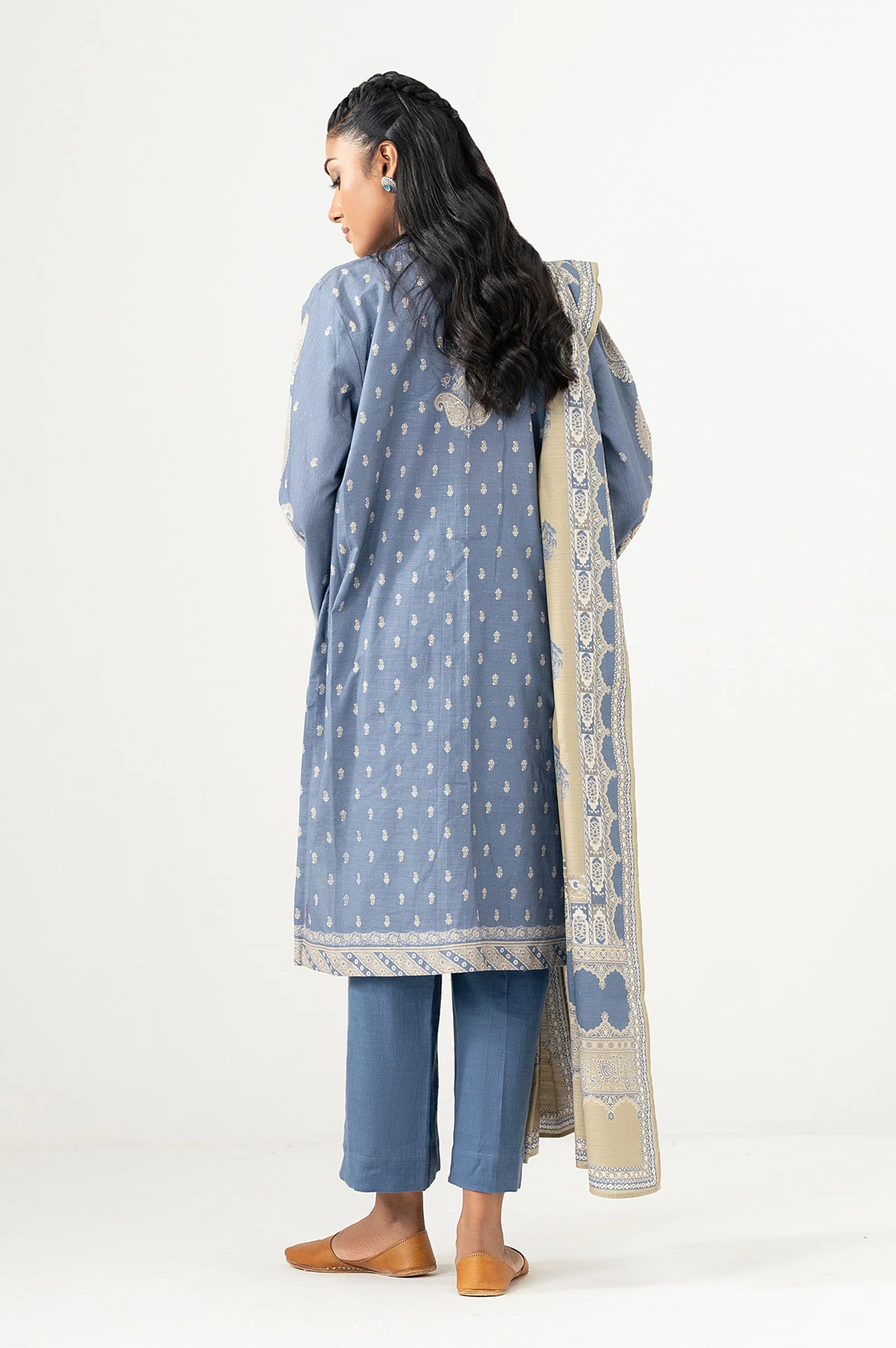 UNSTITCHED 3 PIECE PRINTED SUIT - Image 6