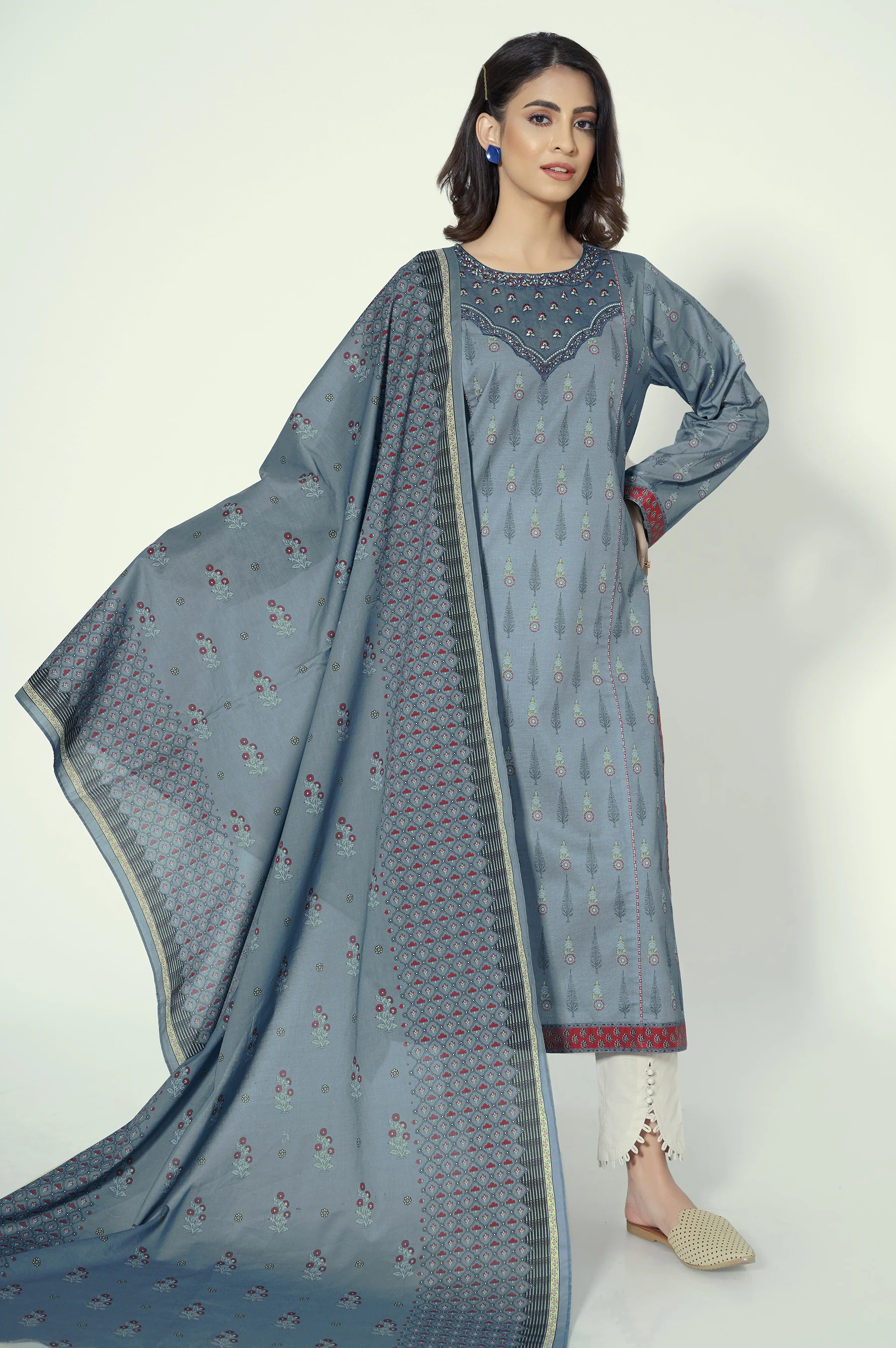 Unstitched 2 Piece Printed Lawn Suit - Image 4