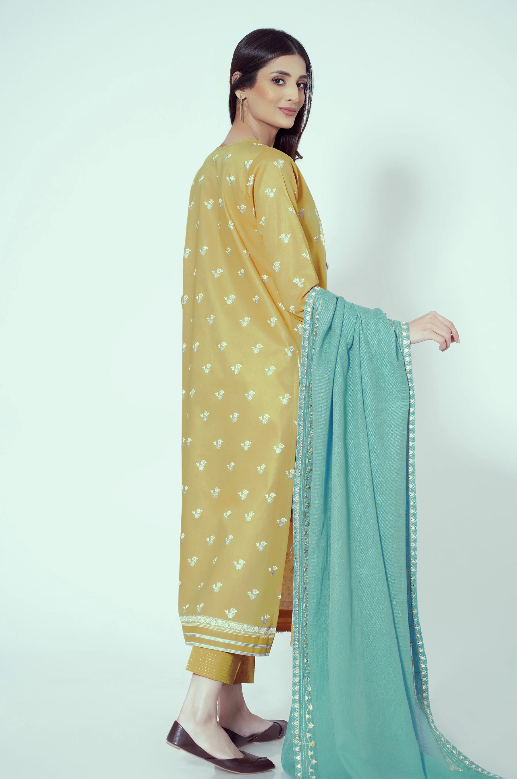 Unstitched 3 Piece Paste Printed Lawn Suit - Image 5