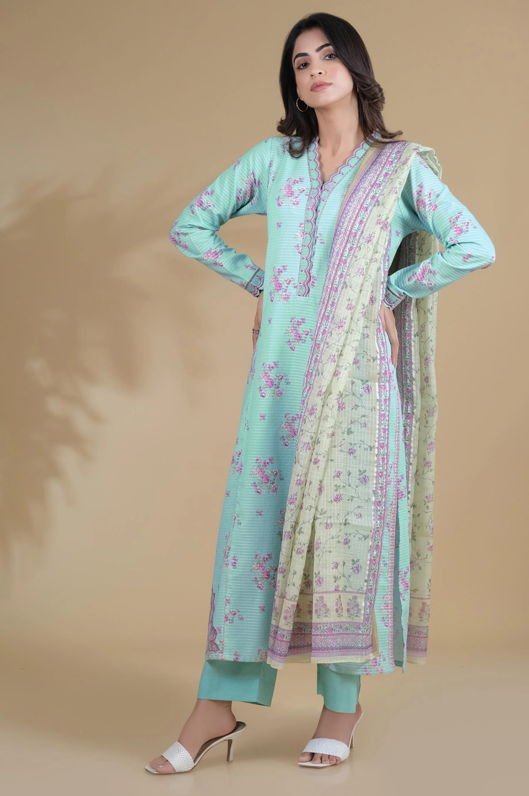 Unstitched 3 Piece Printed Dobby Lawn Suit - Image 4