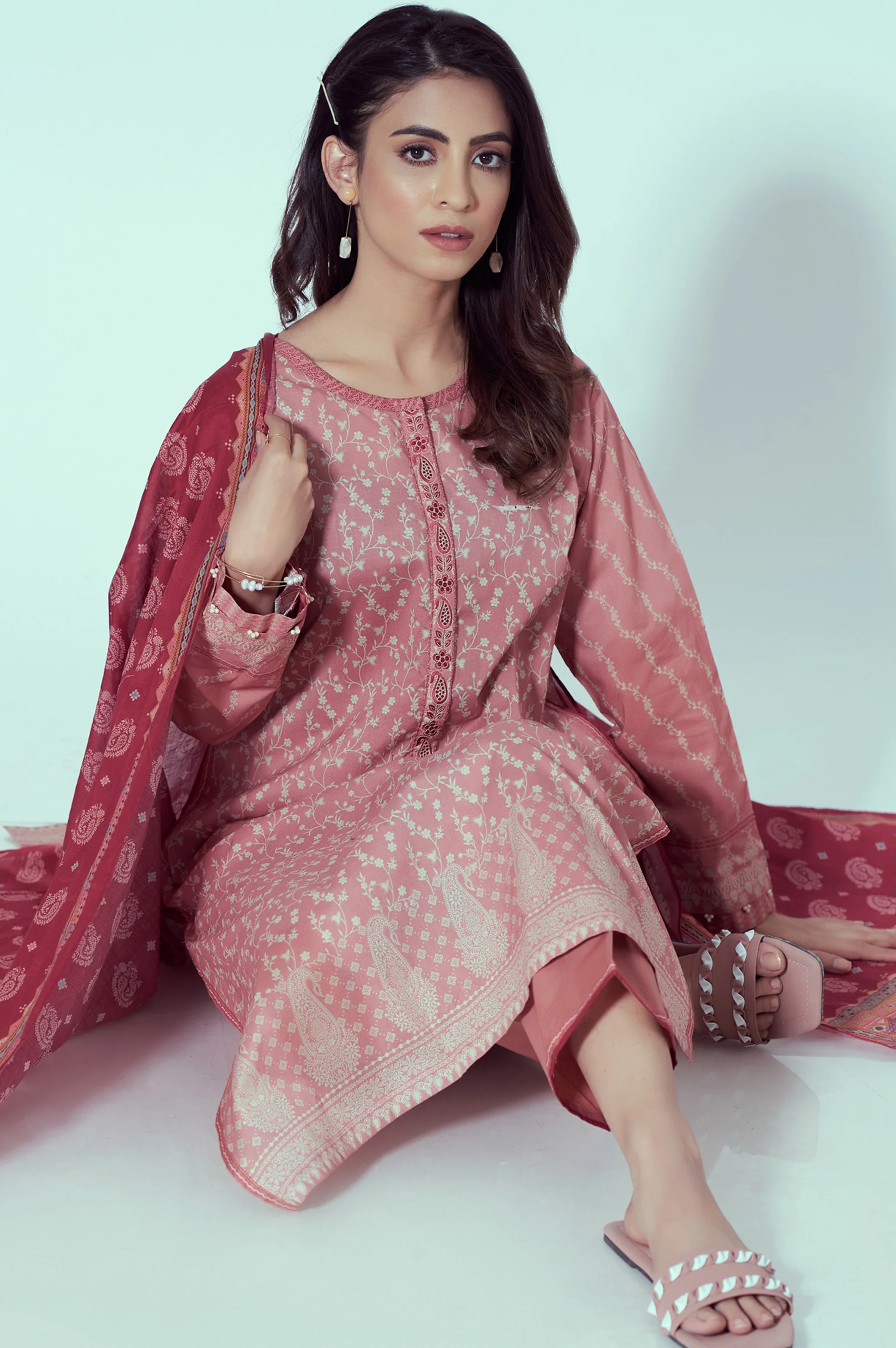 Unstitched 3 Piece Printed Lawn Suit - Image 4