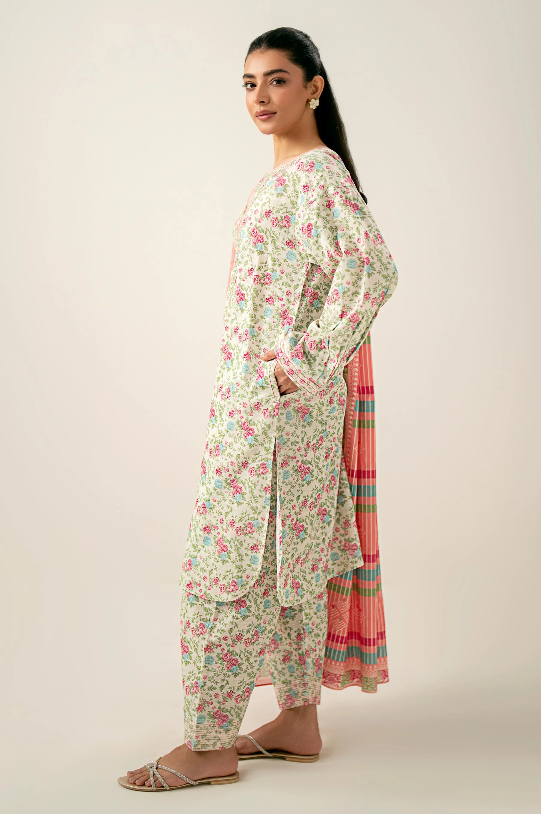 Unstitched 3 Piece Printed Lawn Suit - Image 4