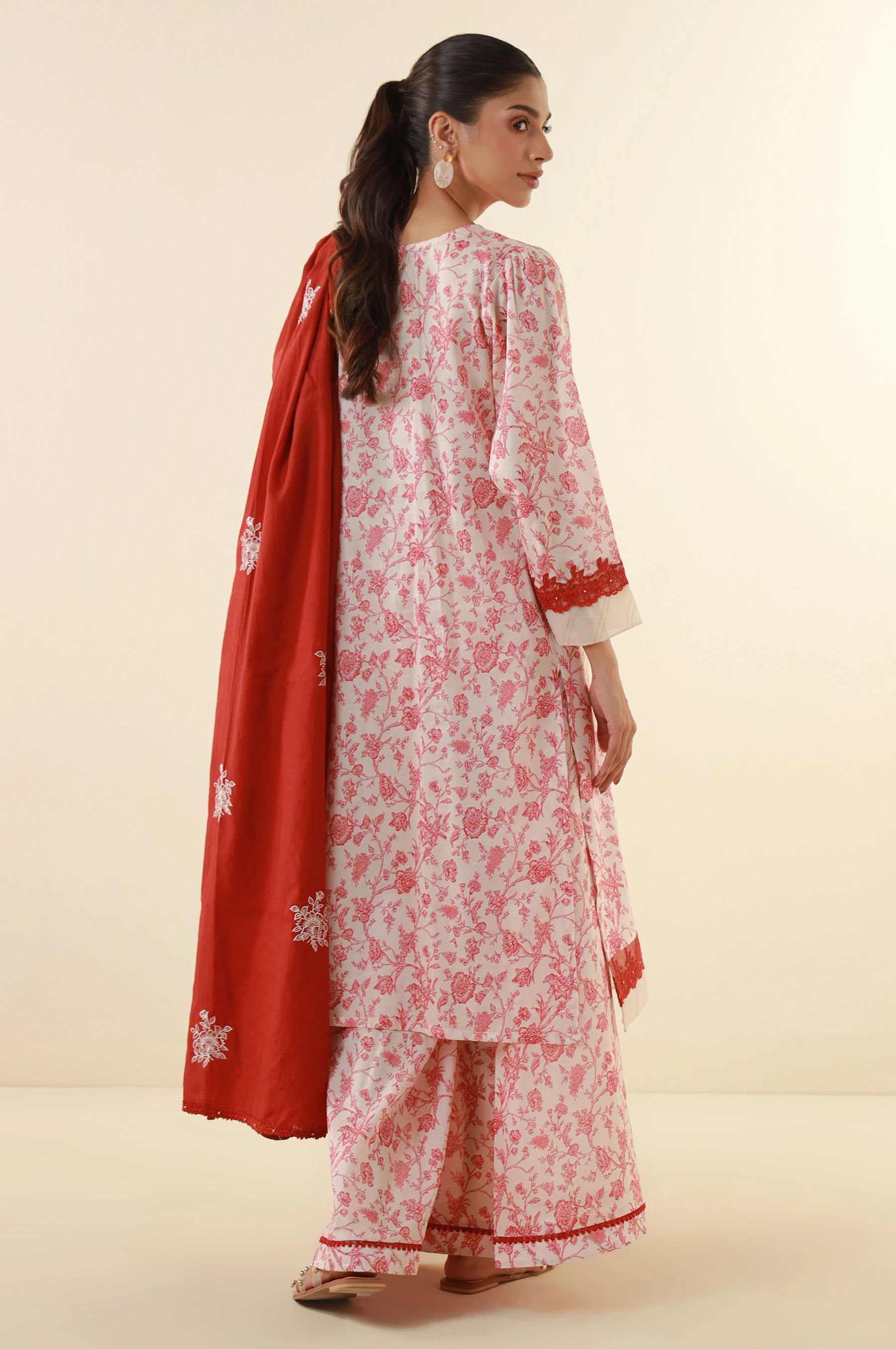Unstitched 3 Piece Printed Lawn Suit - Image 7