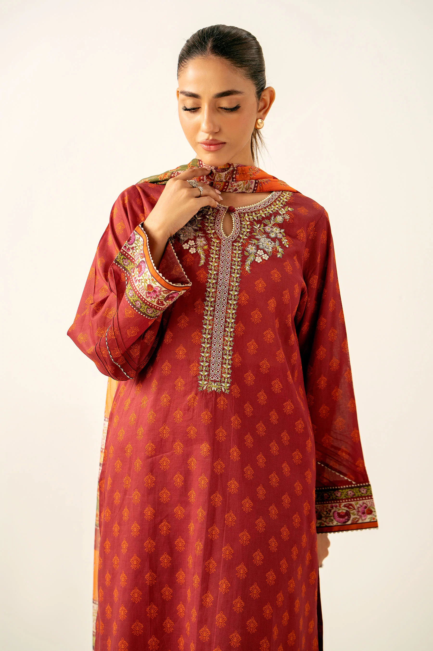 Unstitched 3 Piece Printed Lawn with Printed Chiffon Dupatta - Image 2