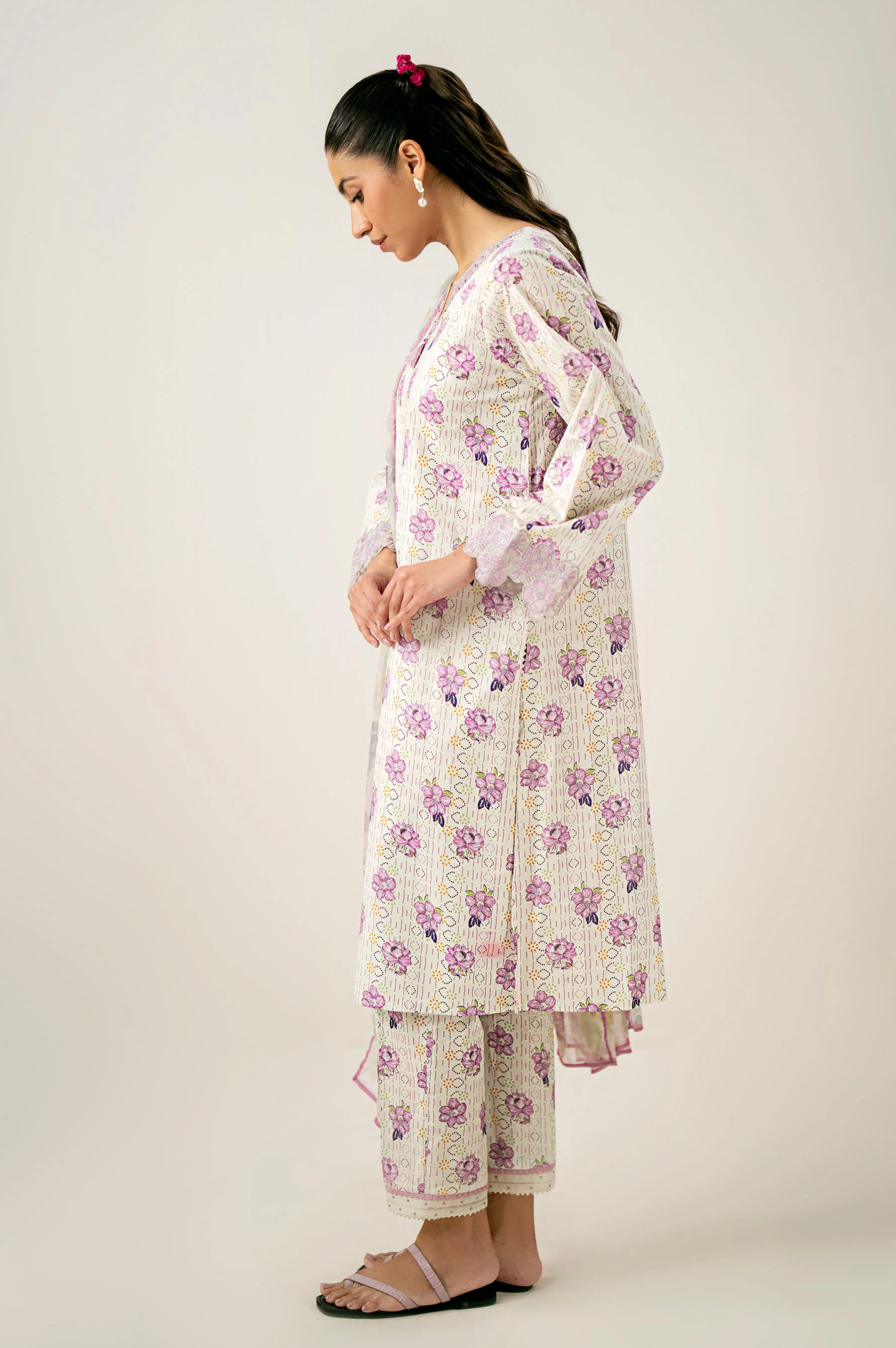 Unstitched 3 Piece Embroidered Lawn Shirt with Chiffon Dupatta - Image 5