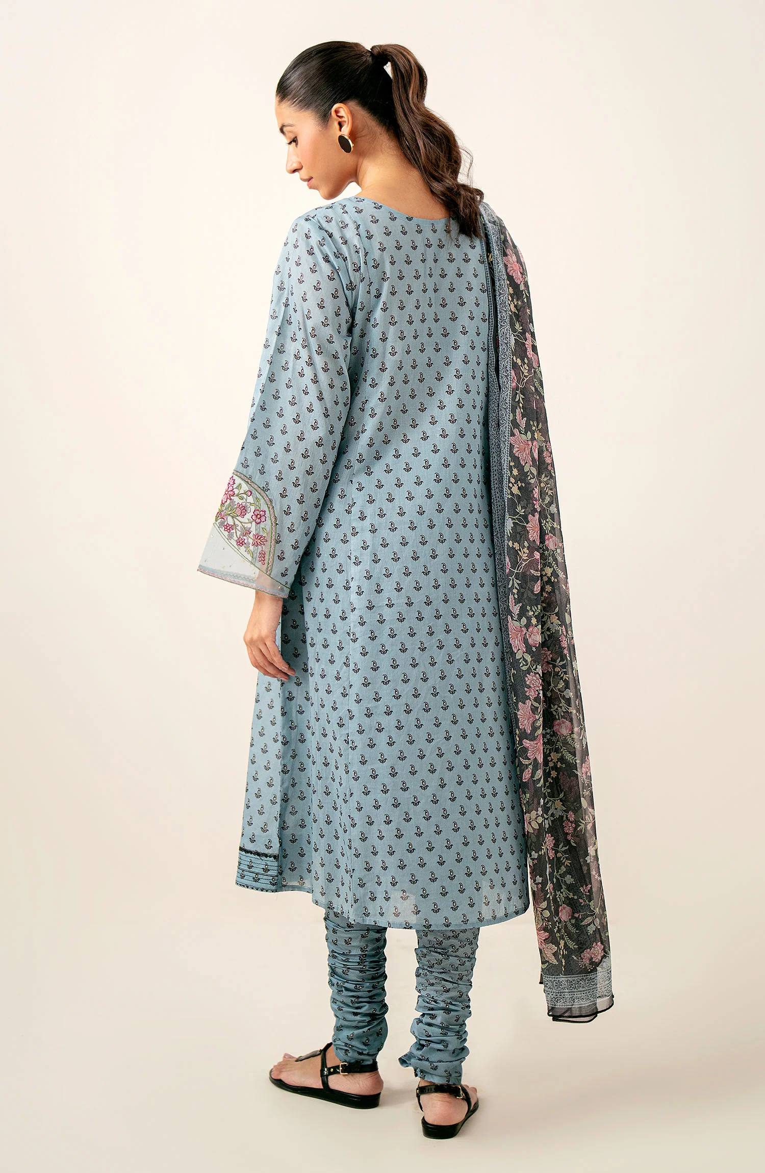 Unstitched 3 Piece Printed Lawn Shirt with Printed Chiffon Dupatta - Image 2