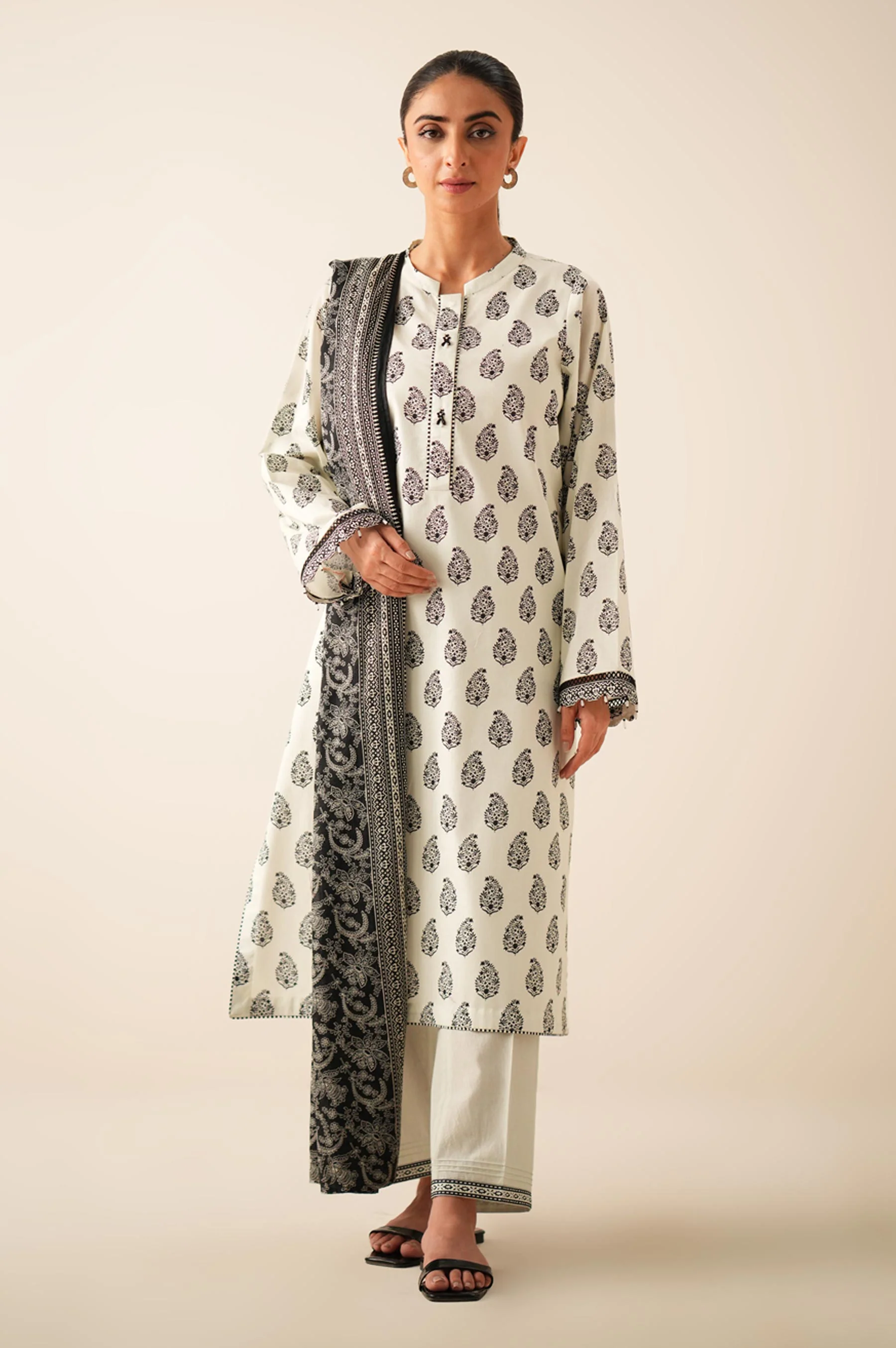 Unstitched 3 Piece Printed Lawn Suit - Image 2