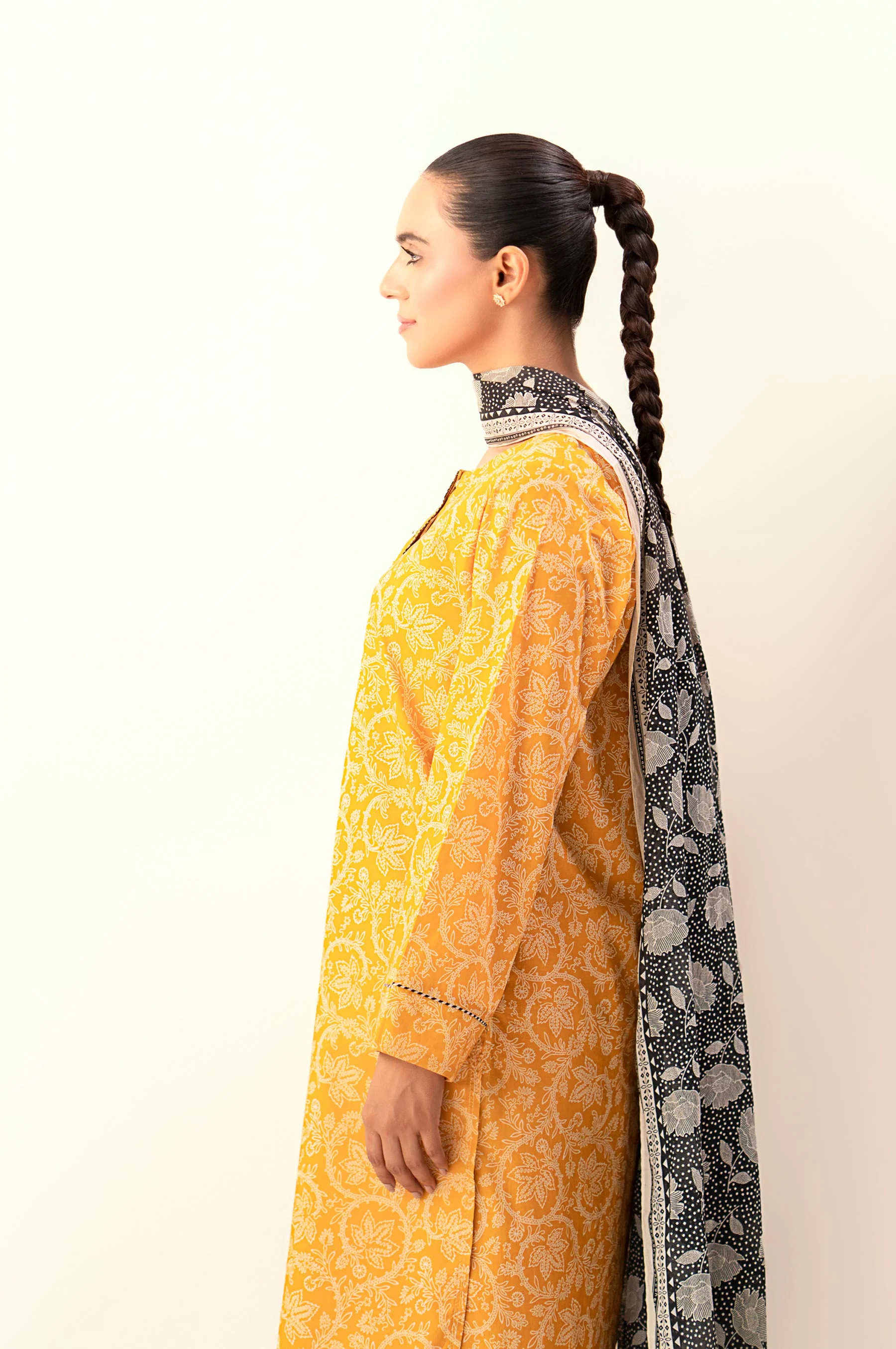UNSTITCHED PRINTED SUIT - Image 6