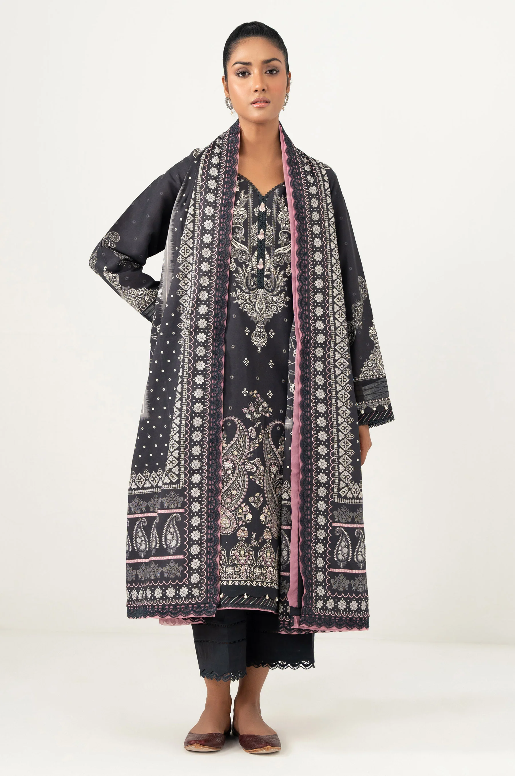UNSTITCHED 3 PIECE PRINTED SUIT - Image 6