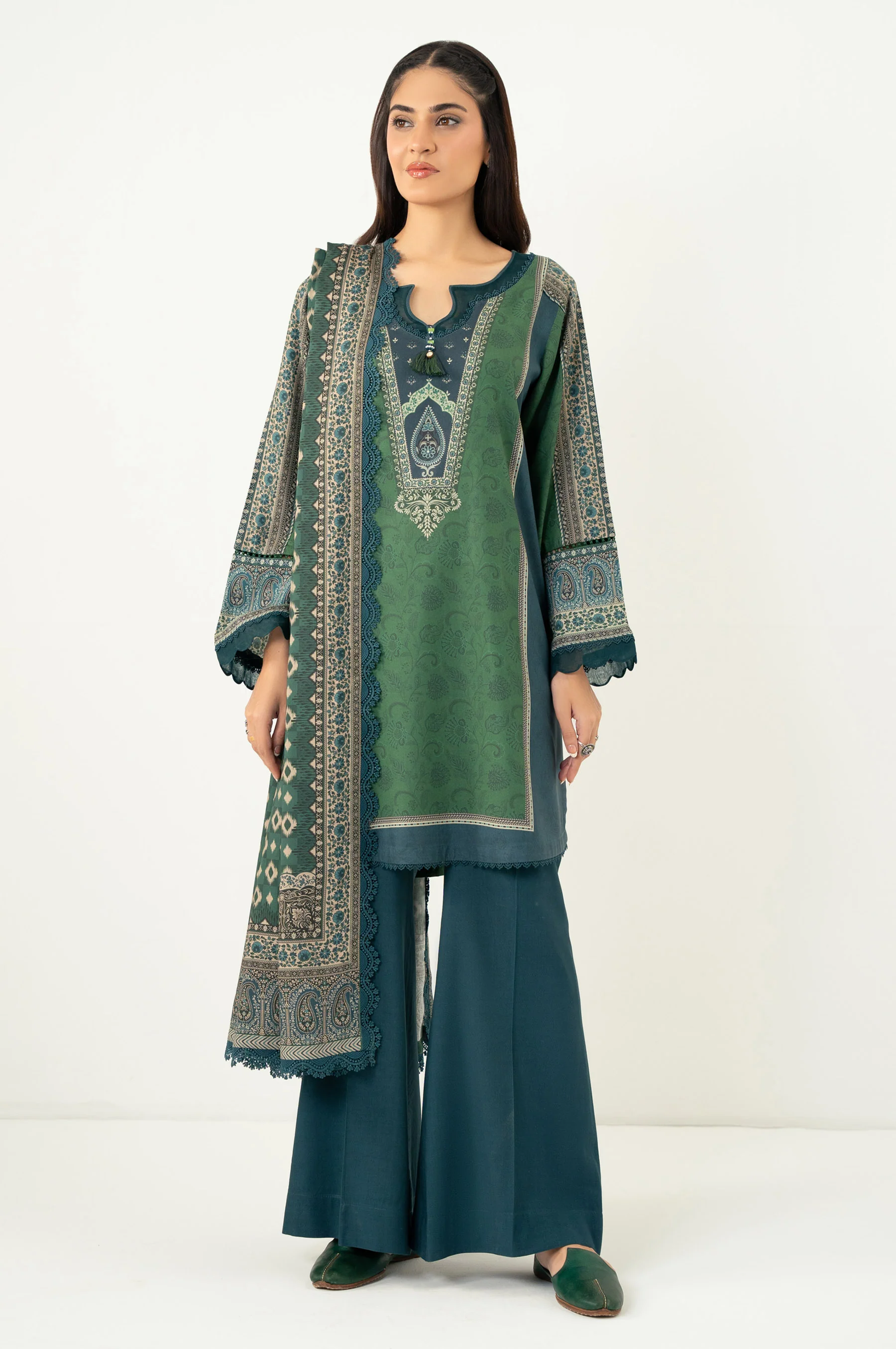 UNSTITCHED 3 PIECE PRINTED SUIT - Image 3