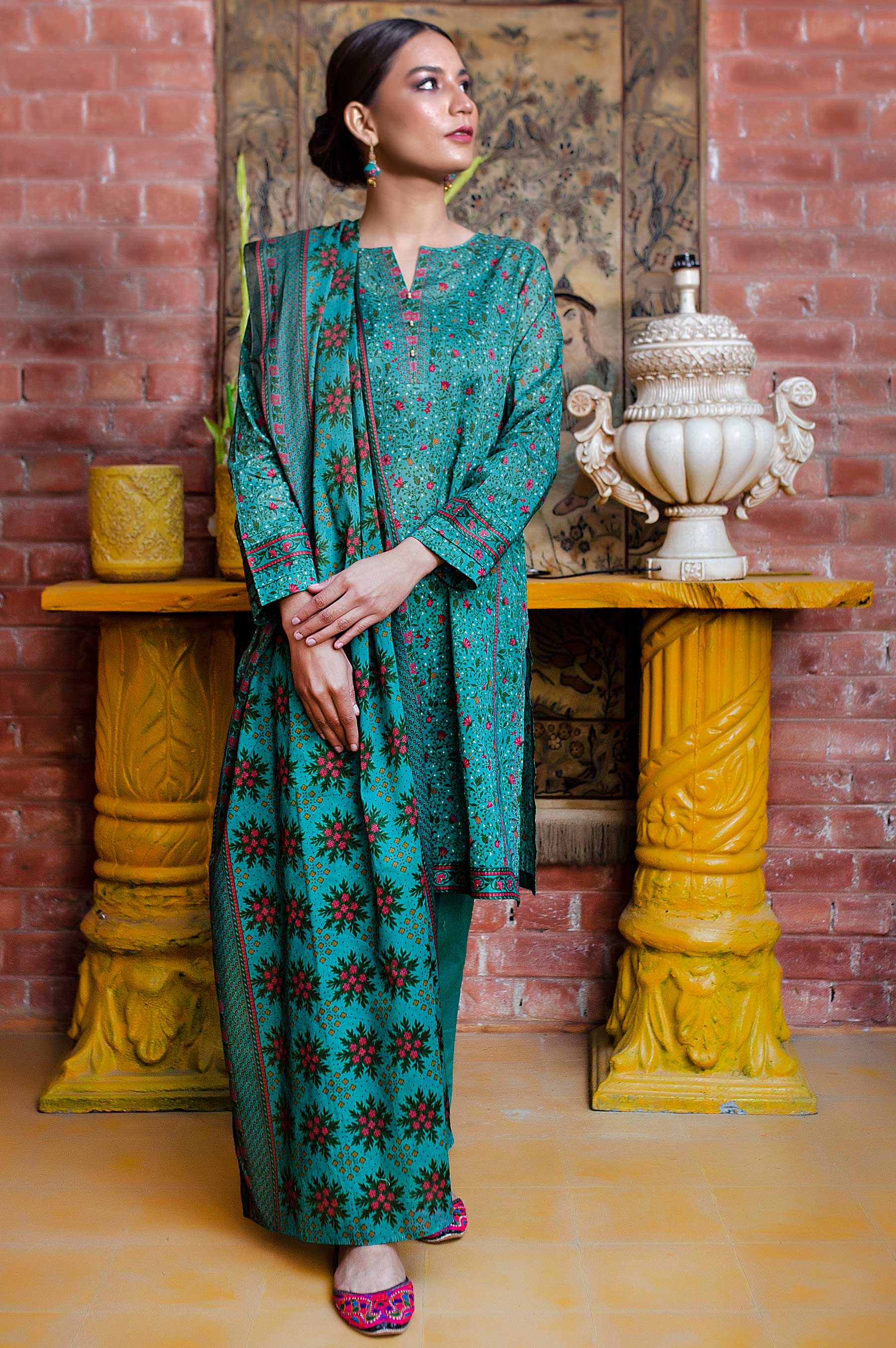 Unstitched 3 Piece Printed Slub Lawn Suit with Printed Lawn Dupata