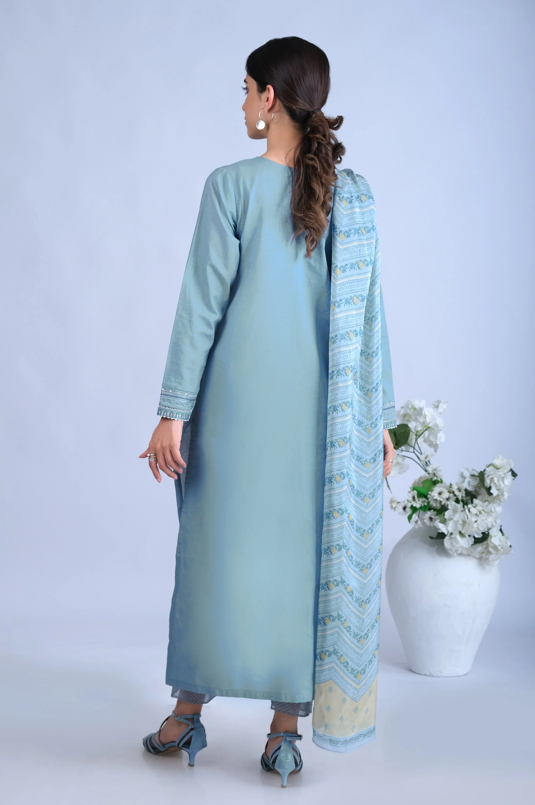 Unstitched 3 Piece Embroidered Textured Slub - Image 4