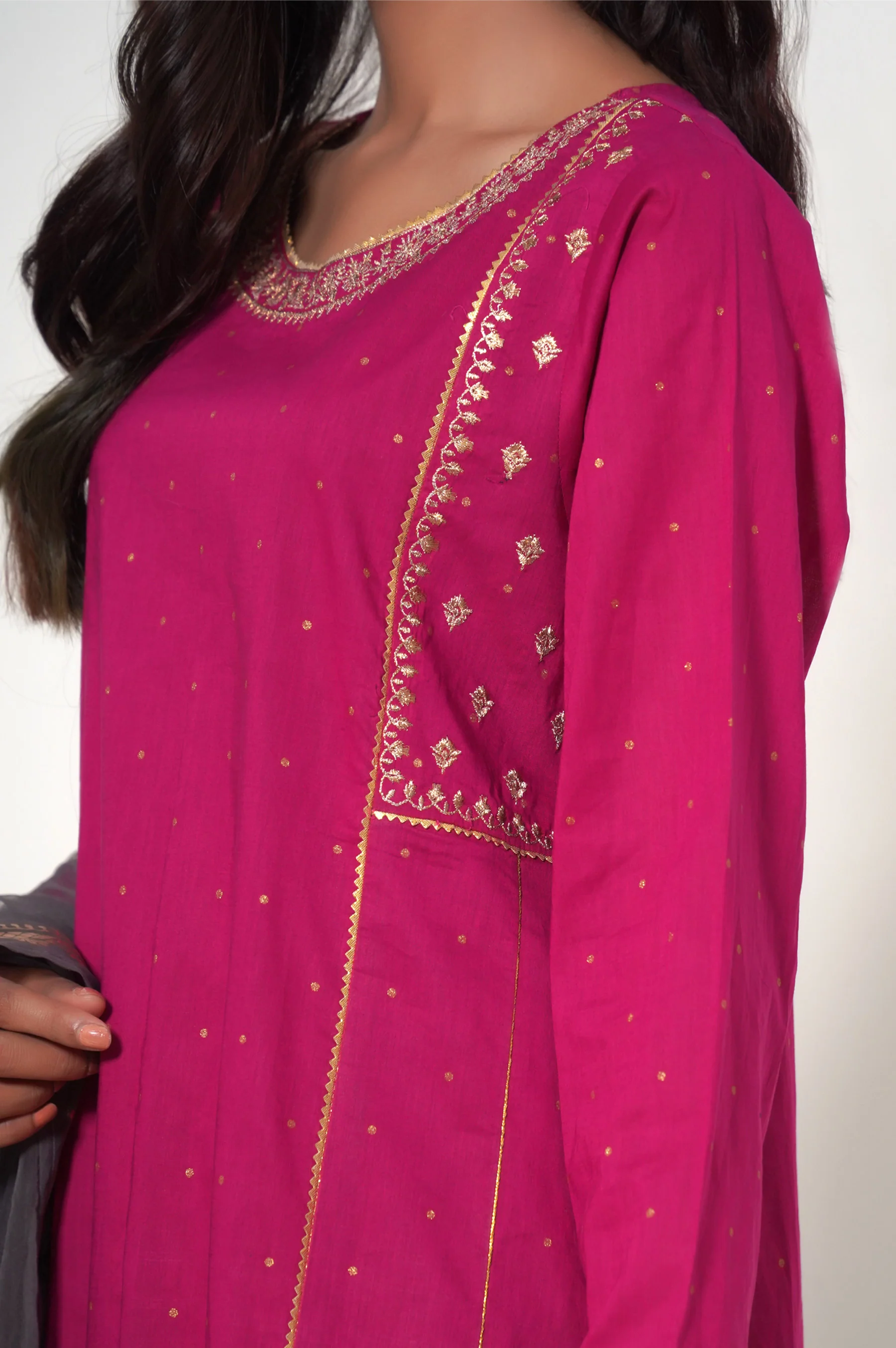 Unstitched 3 Piece Embroidered Lawn Suit - Image 9