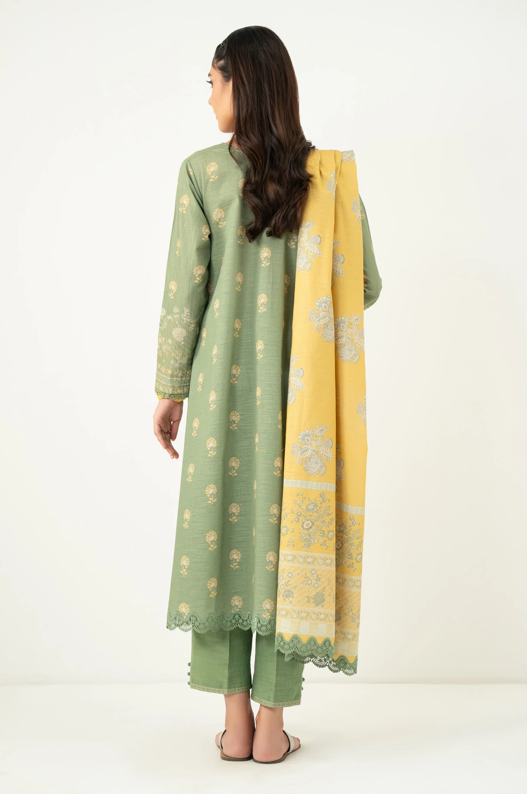 UNSTITCHED PRINTED SUIT - Image 3
